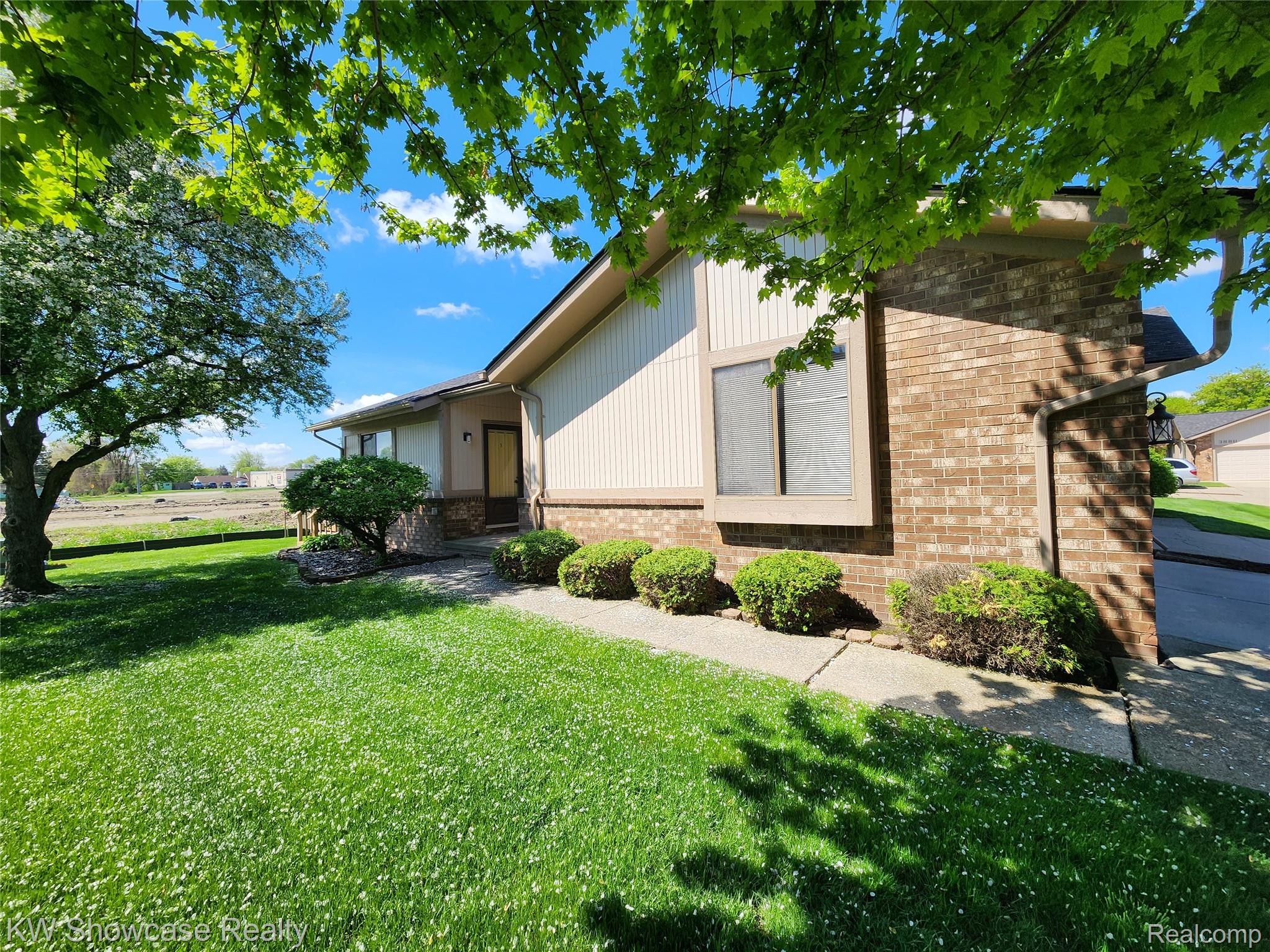 38824 Windmill Pointe Property Photo 37