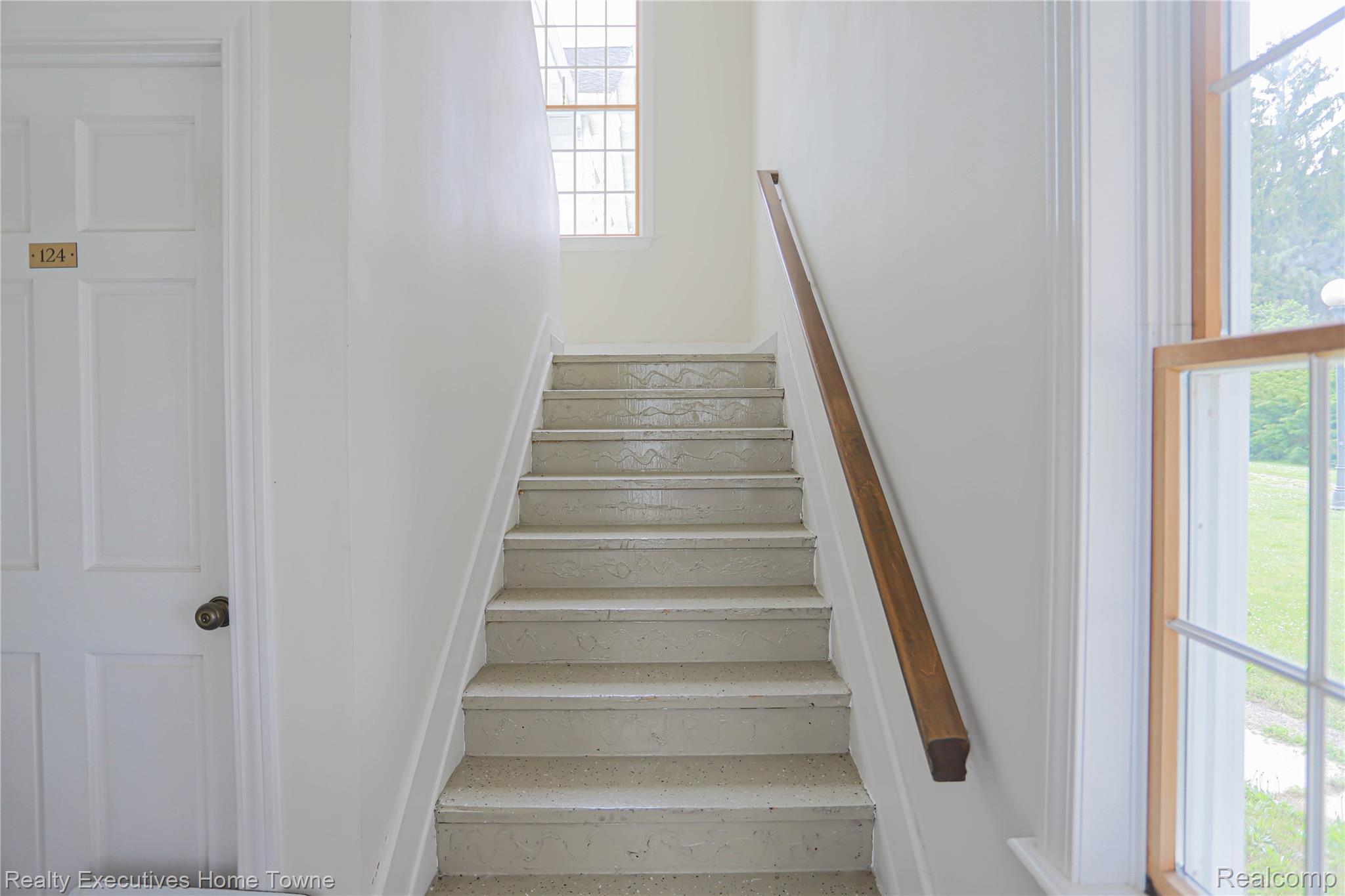 9334 River Road Property Photo 25
