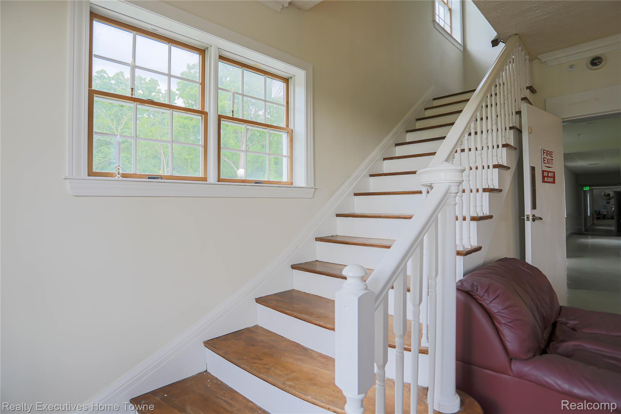 9334 River Road Property Photo 32