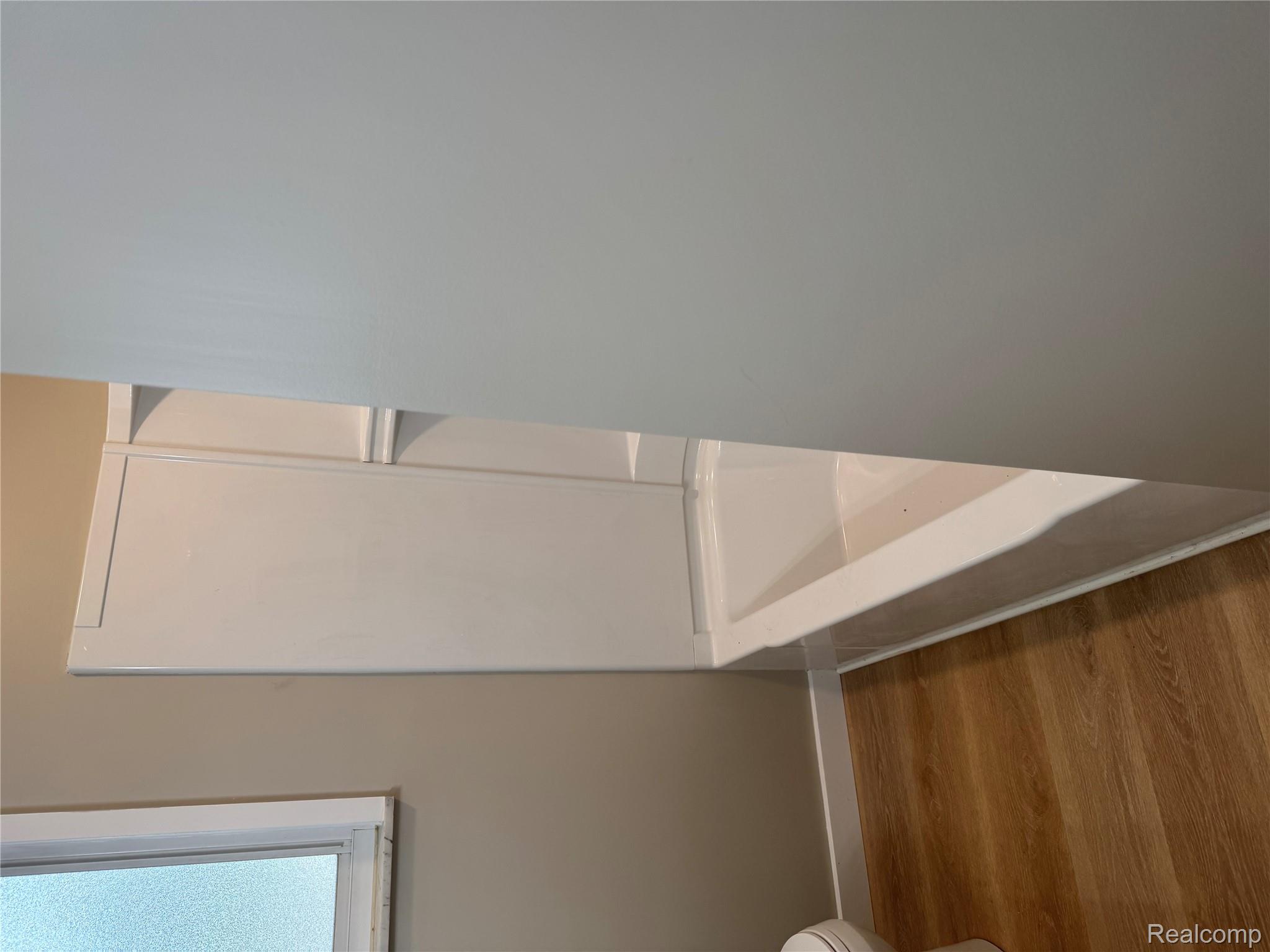 4227 Crooks Road Property Photo 5