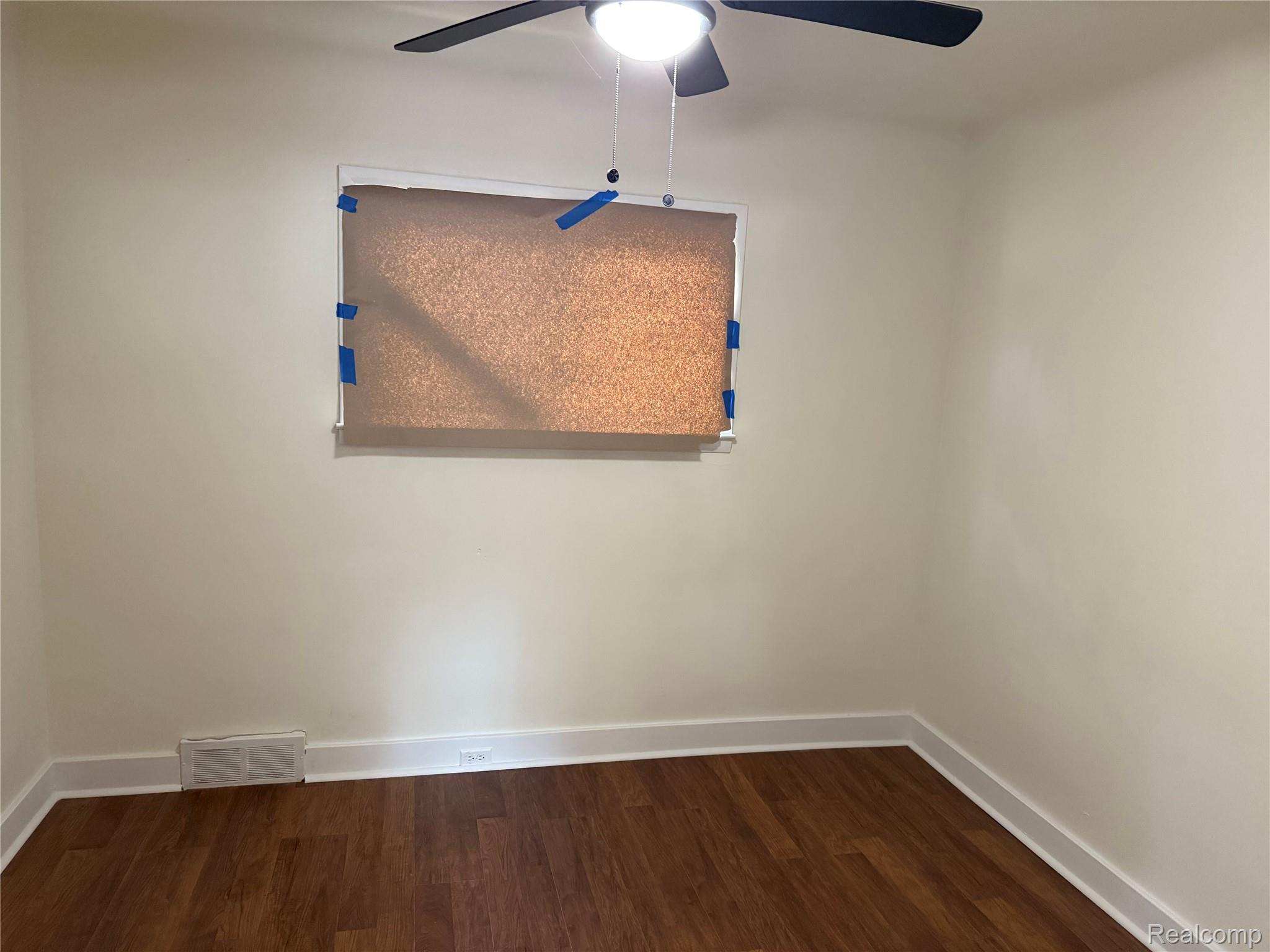 21130 Inkster Road Property Photo 10
