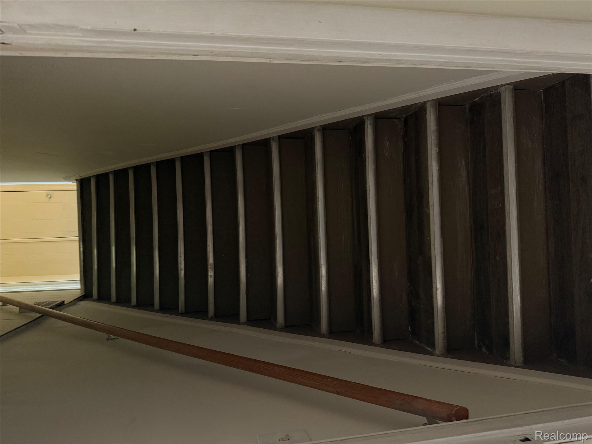 21130 Inkster Road Property Photo 11