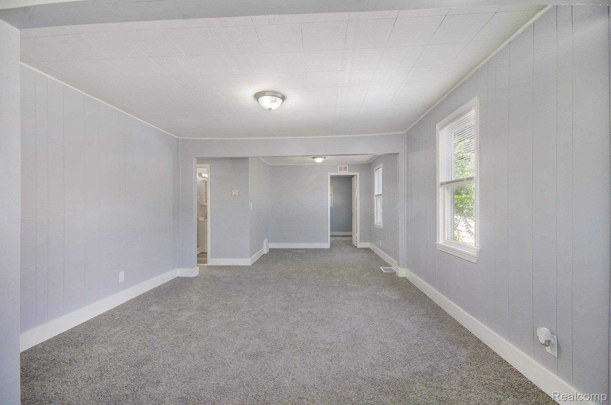 38 E Ypsilanti Ave Property Photo 8