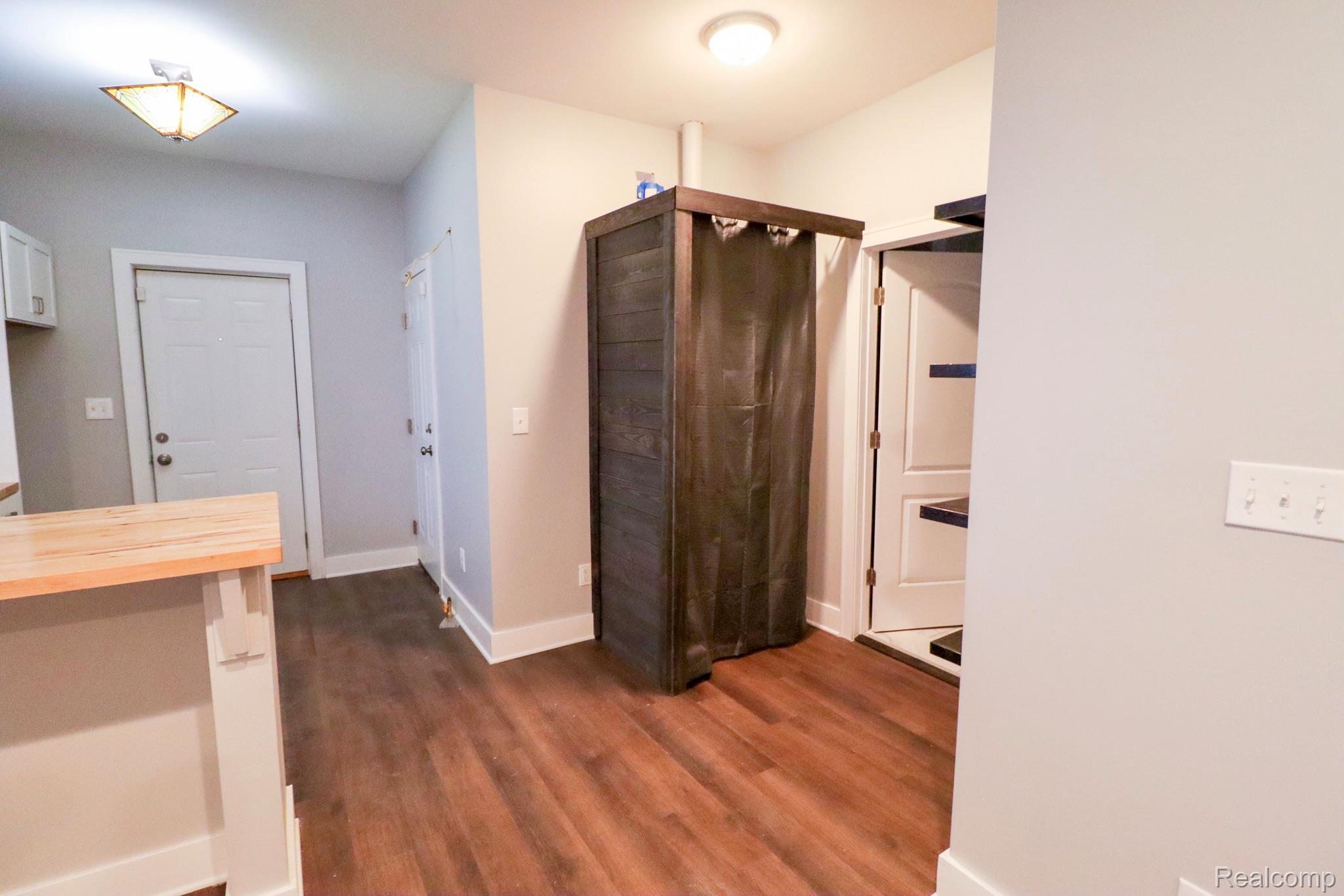 403 Mt Vernon Street Property Photo 9