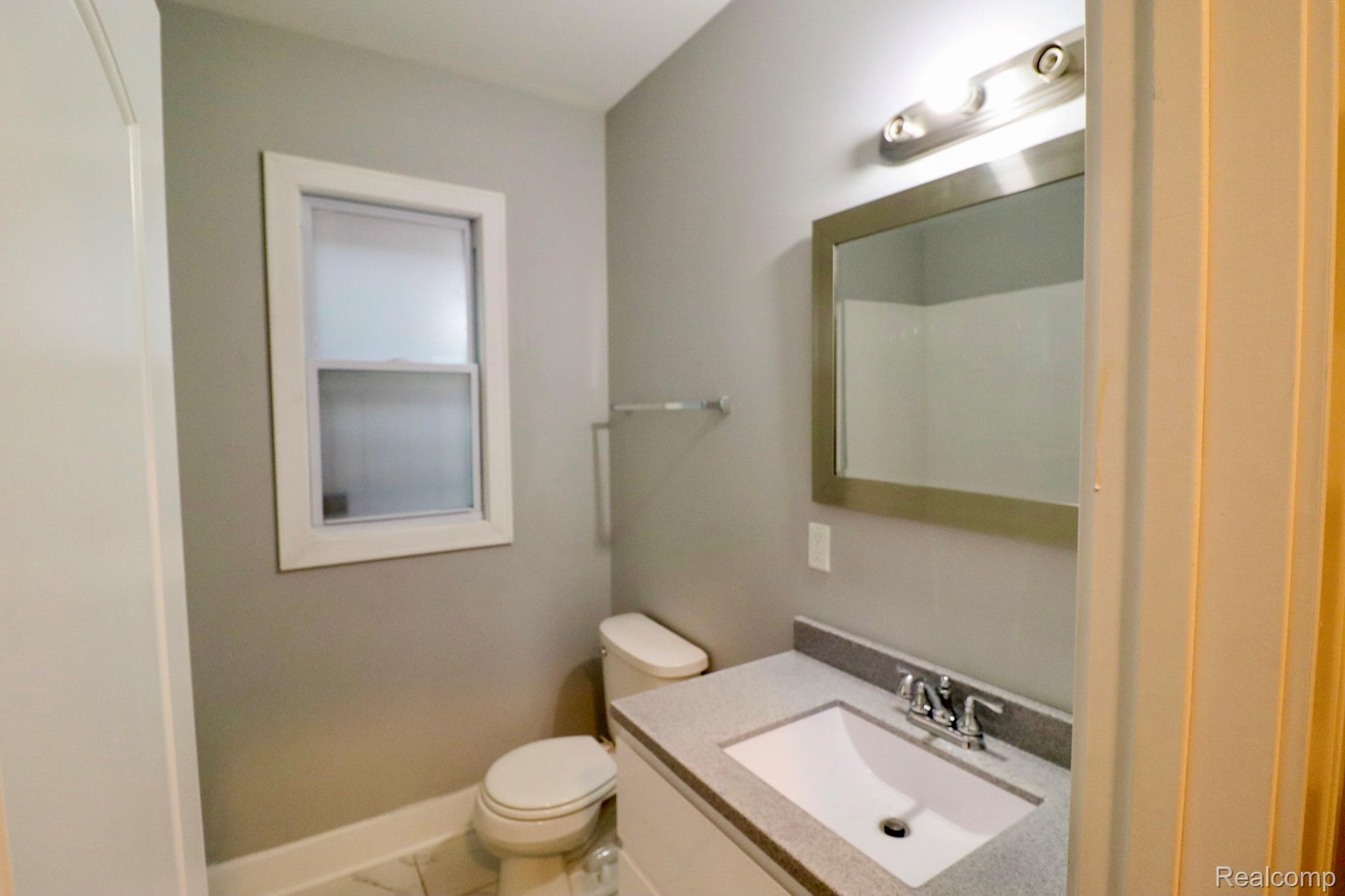 403 Mt Vernon Street Property Photo 10