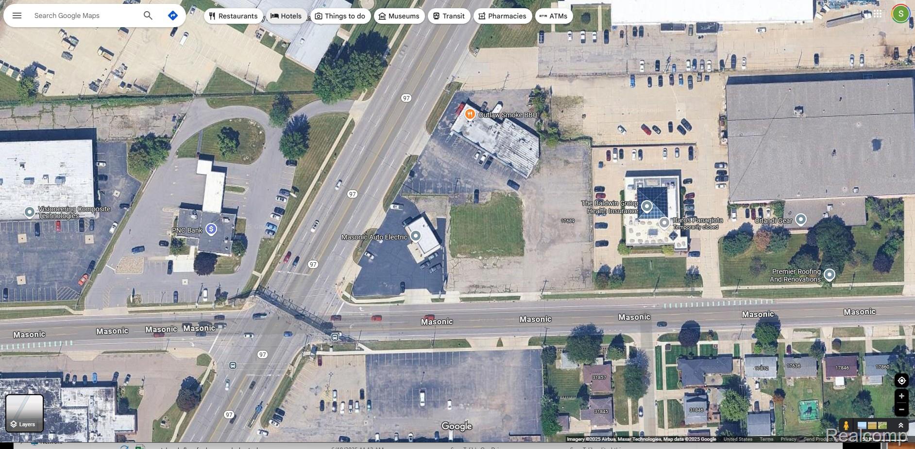 17689 Masonic Property Photo 1