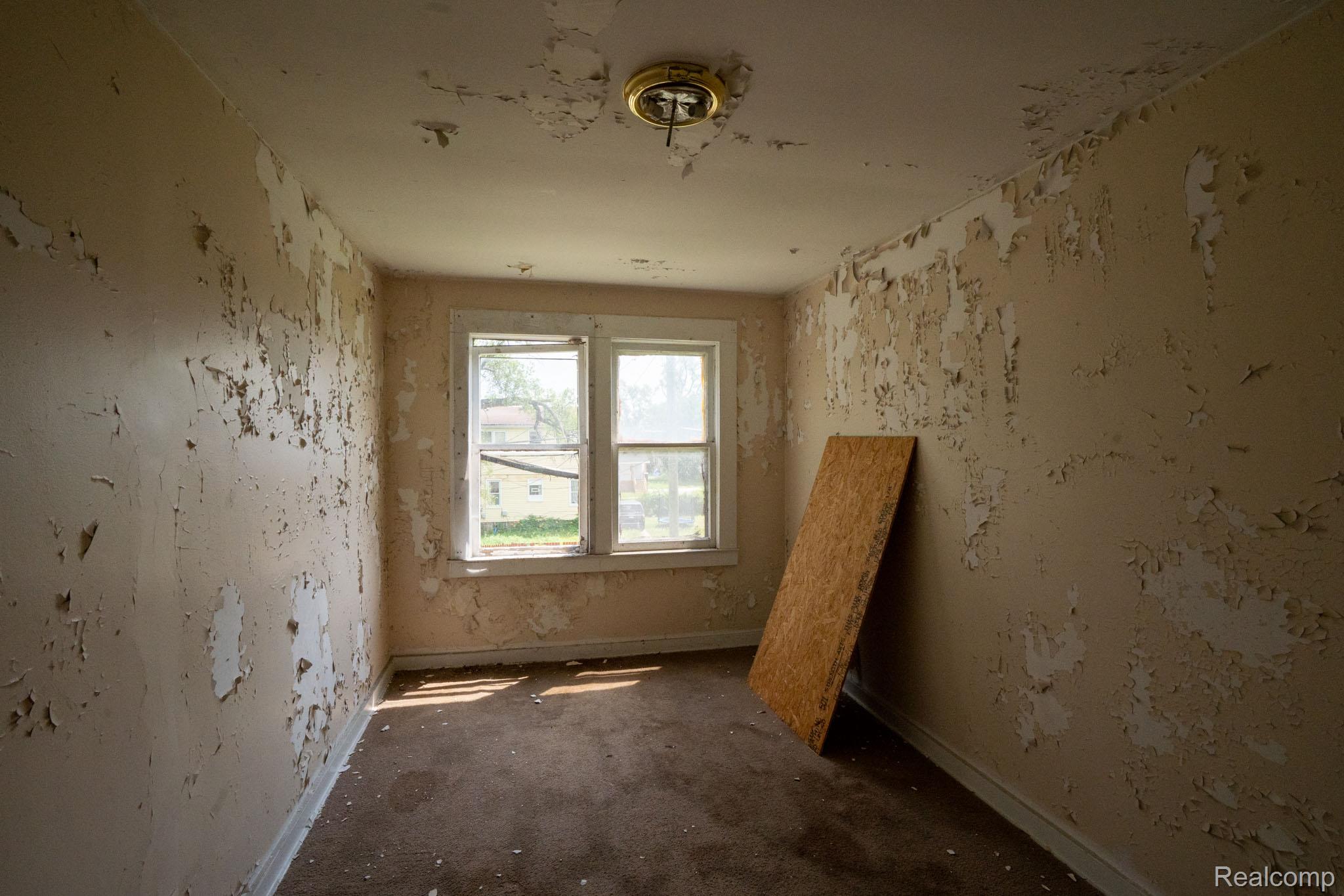 16164 Turner Street Property Photo 14