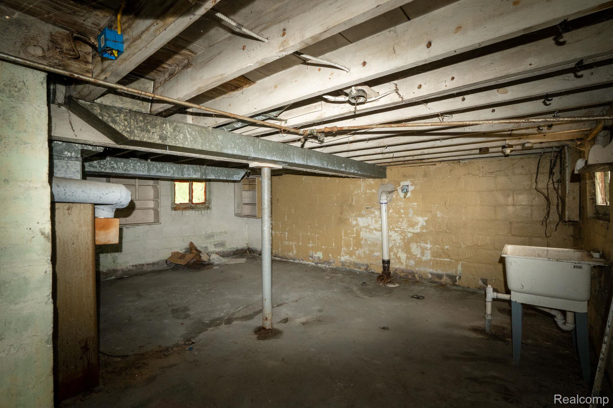 16164 Turner Street Property Photo 16