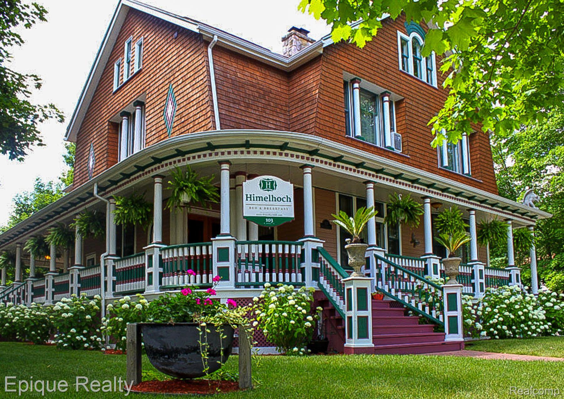 103 N Almer Street Property Photo 2