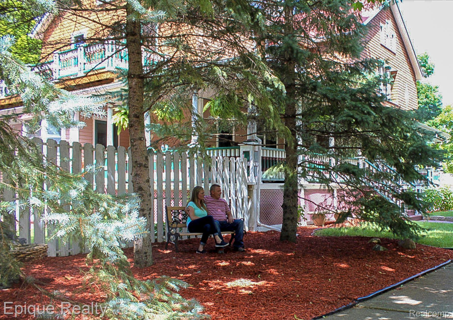 103 N Almer Street Property Photo 11