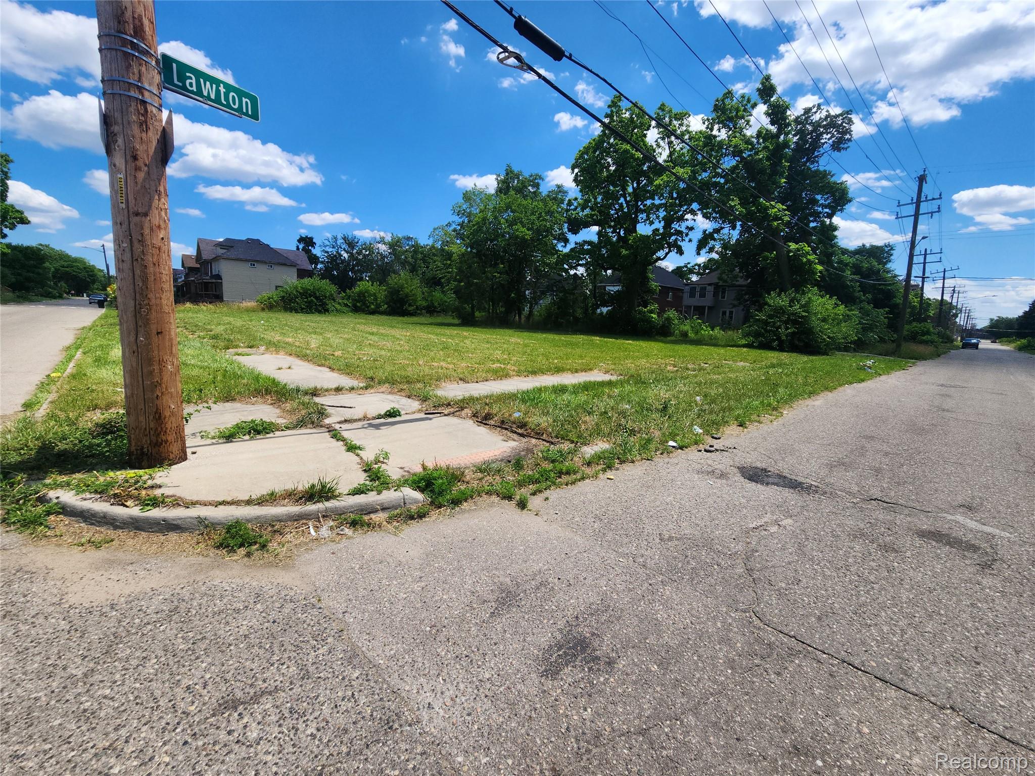 2903 Montgomery Street Property Photo 9