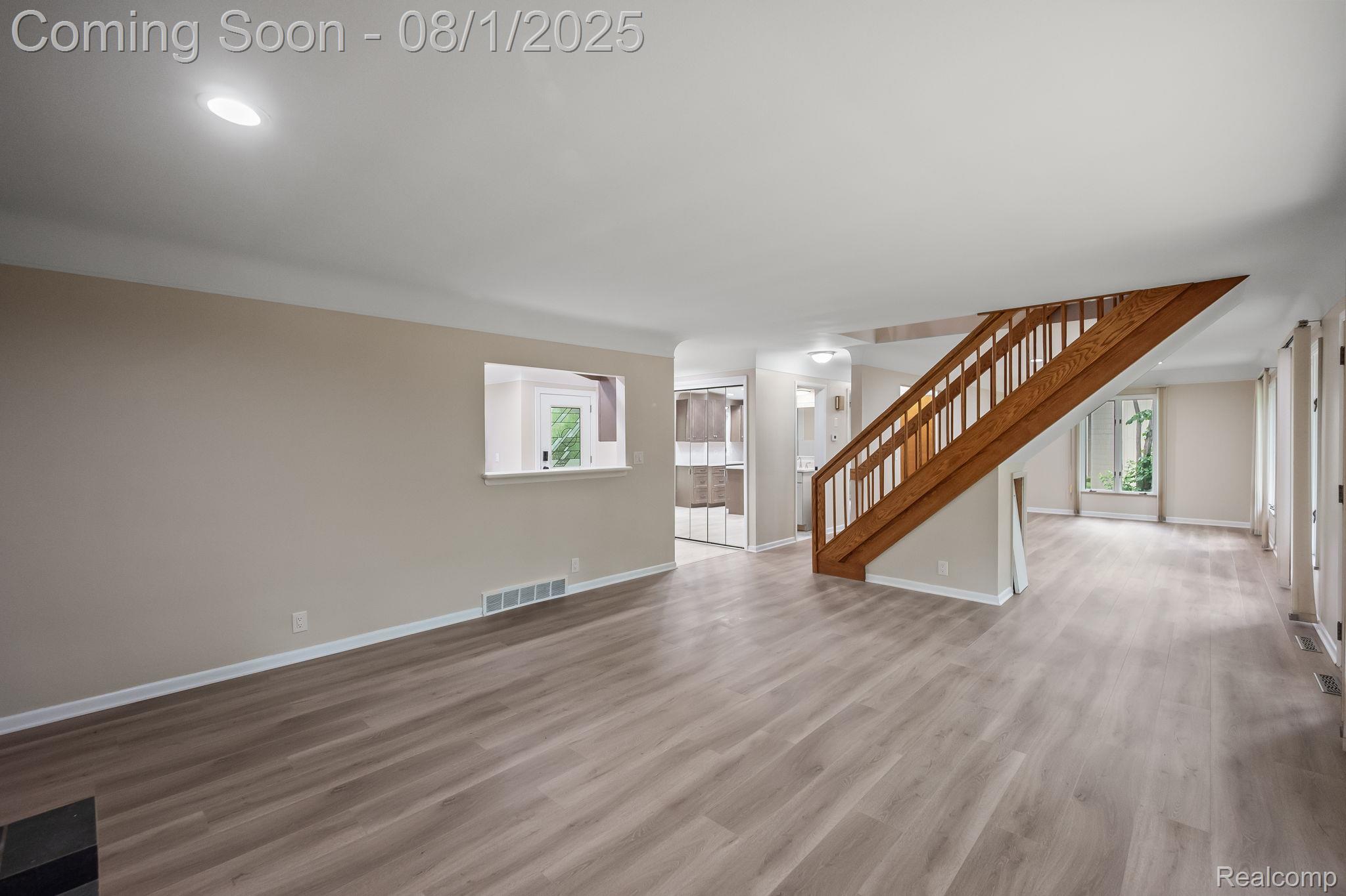 4866 Walnut Lake Road Property Photo 9