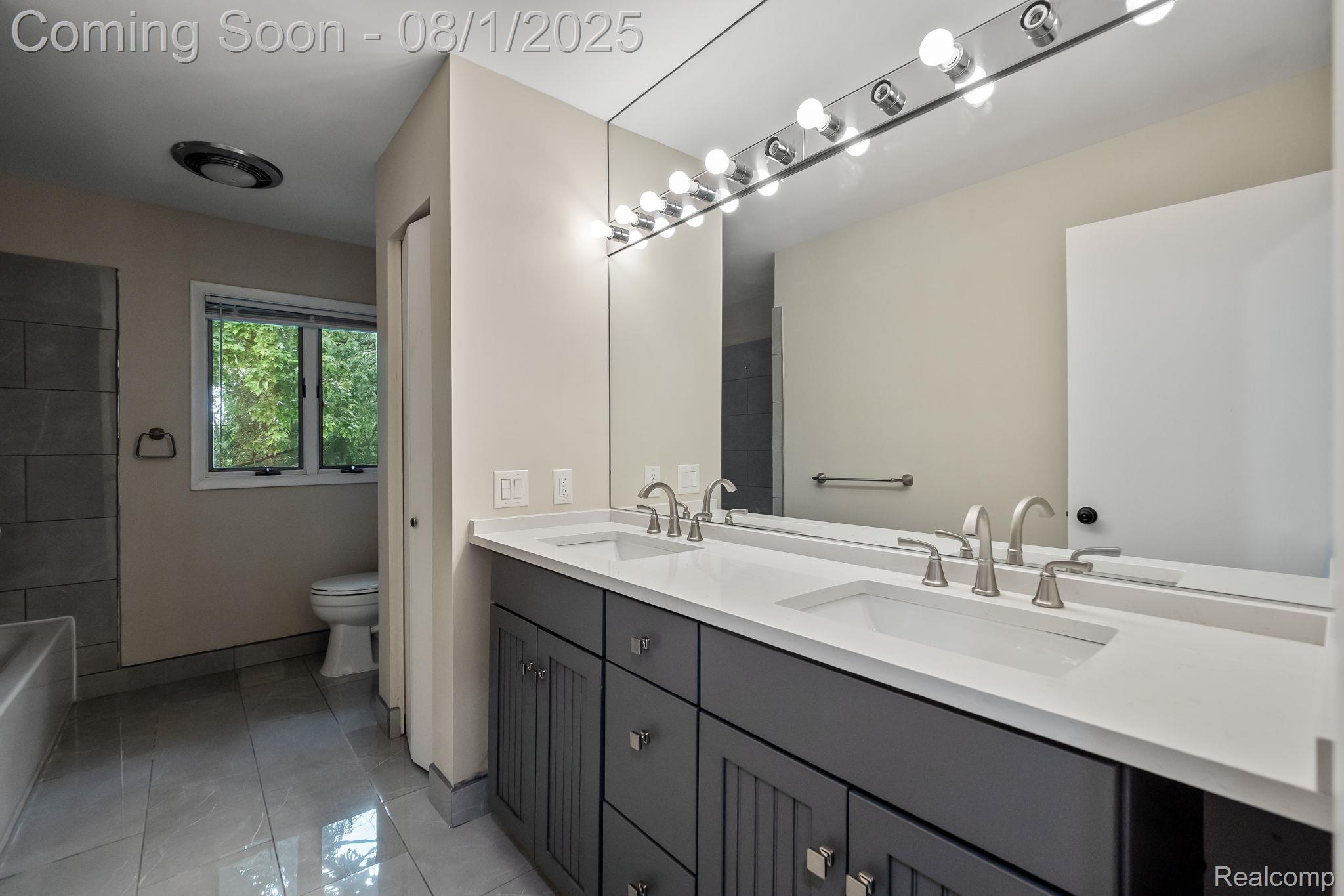4866 Walnut Lake Road Property Photo 10