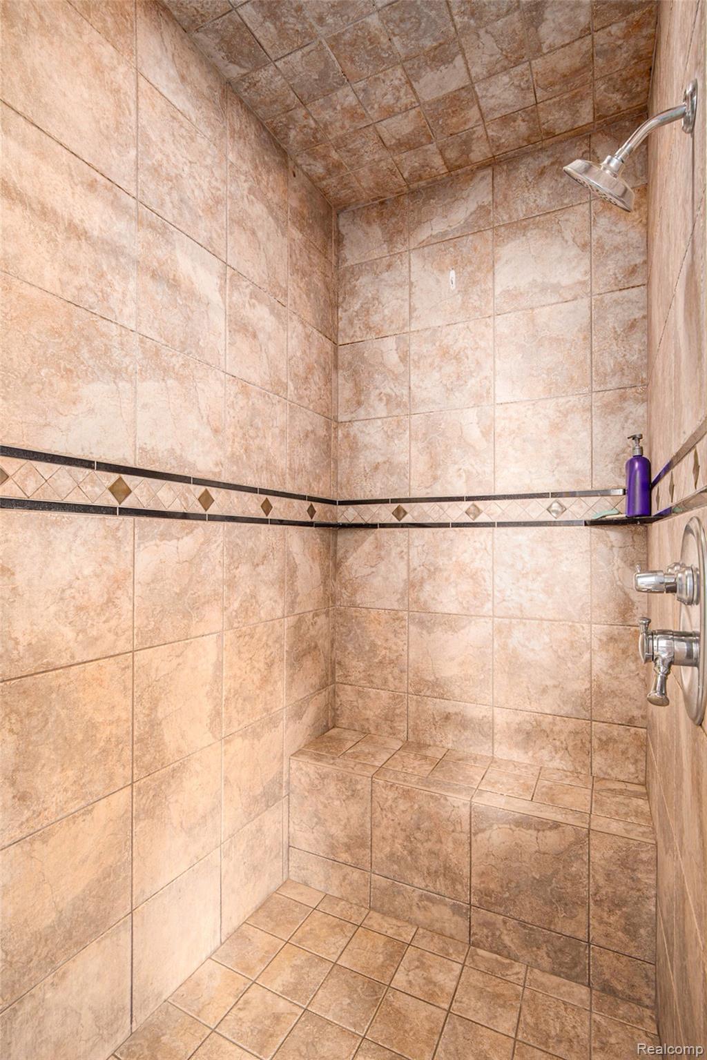 8670 Country Manor Drive Property Photo 20
