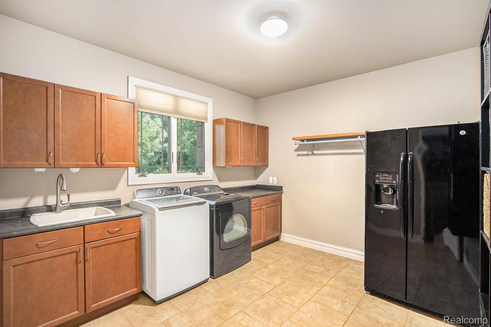 8670 Country Manor Drive Property Photo 28