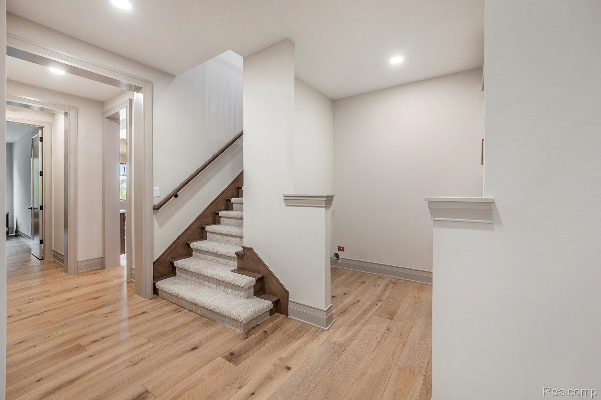 12771 N Pointe Drive Property Photo 35