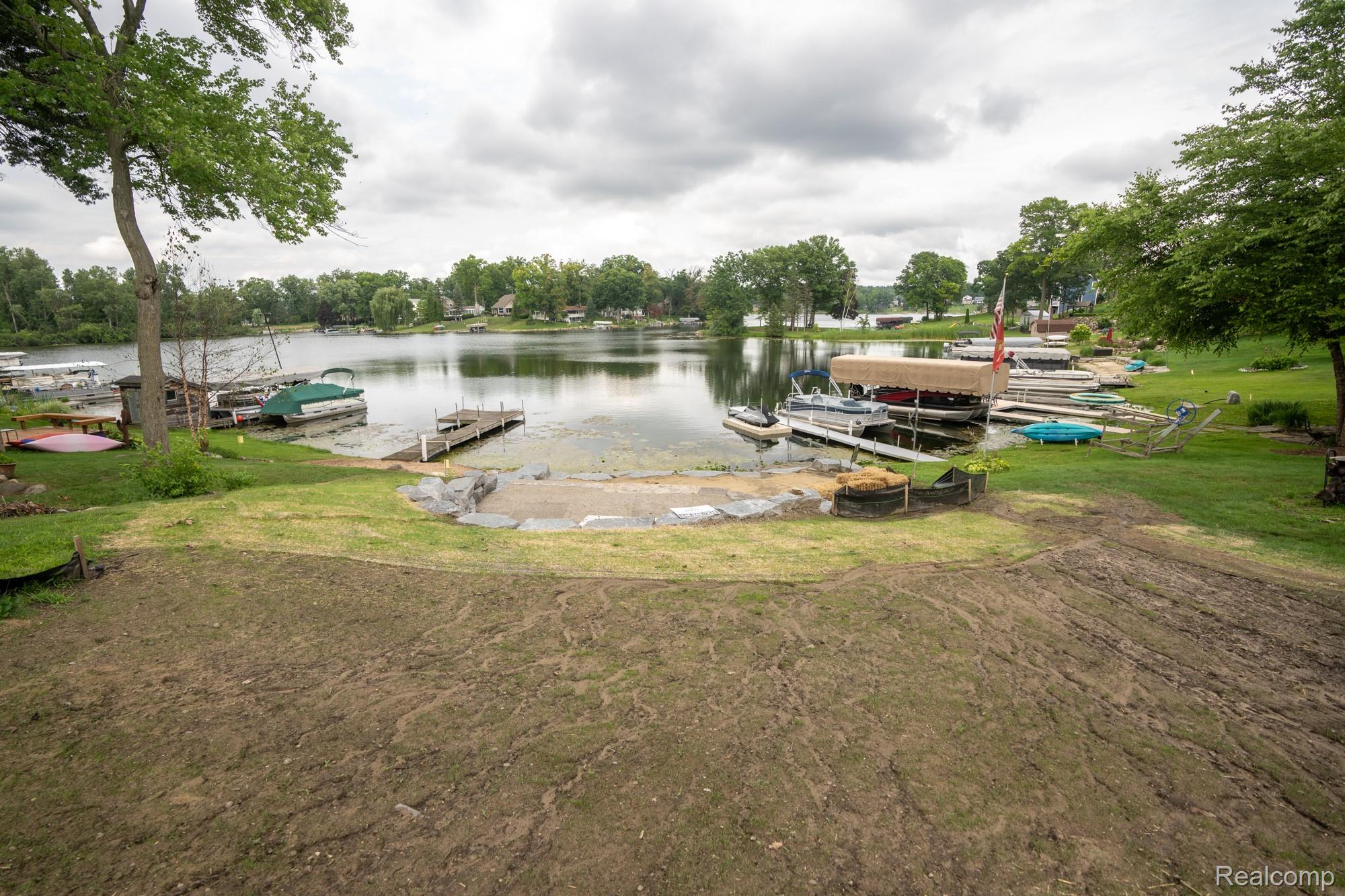 10418 King Road Property Photo 17