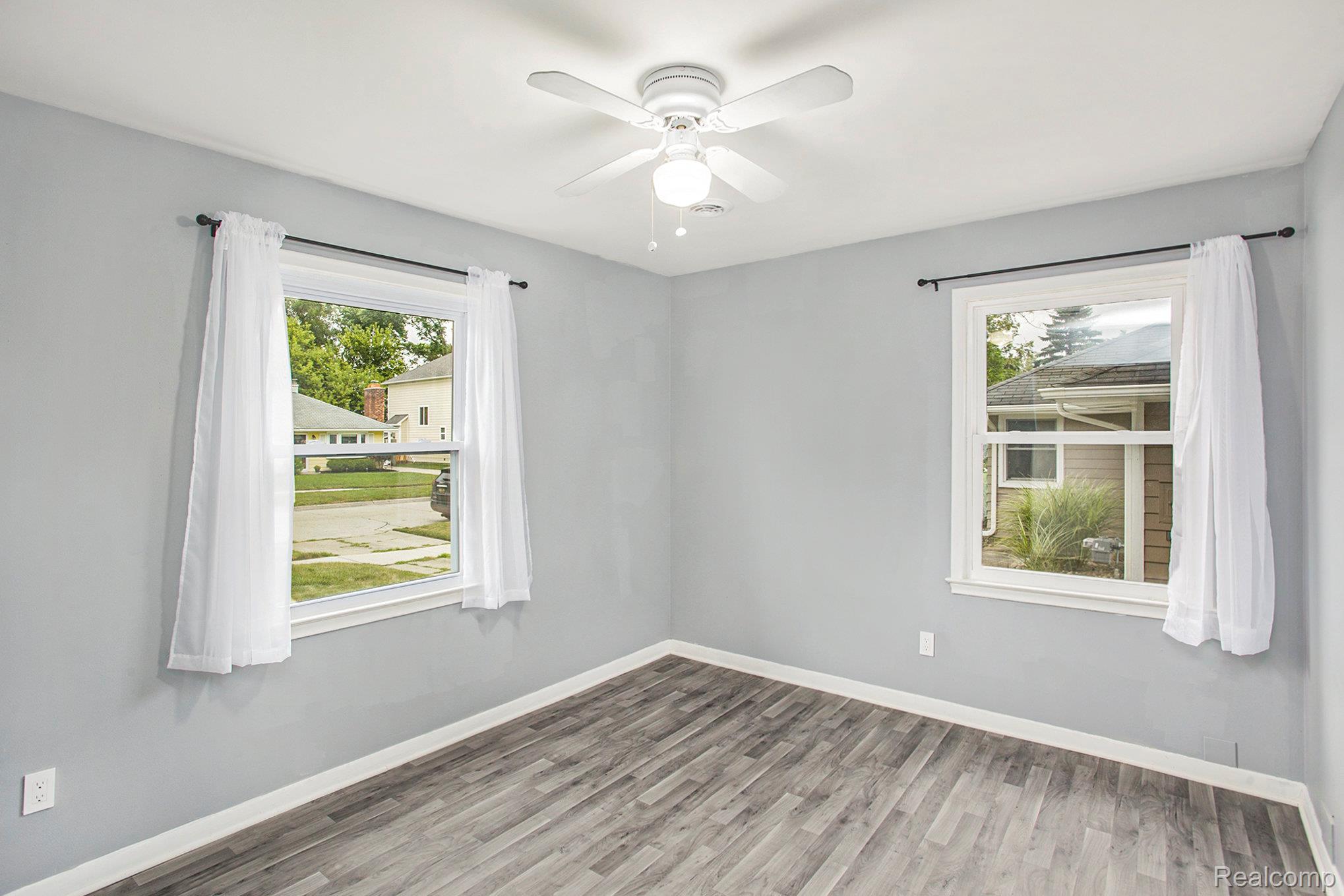 4619 Olivia Avenue Property Photo 18