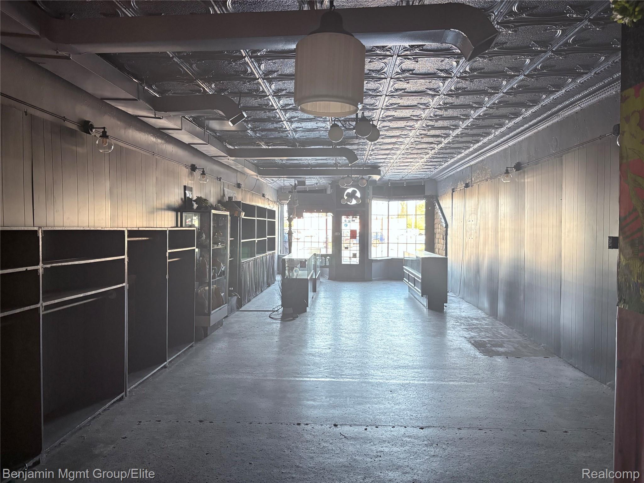 24953 Gratiot Avenue Property Photo 6
