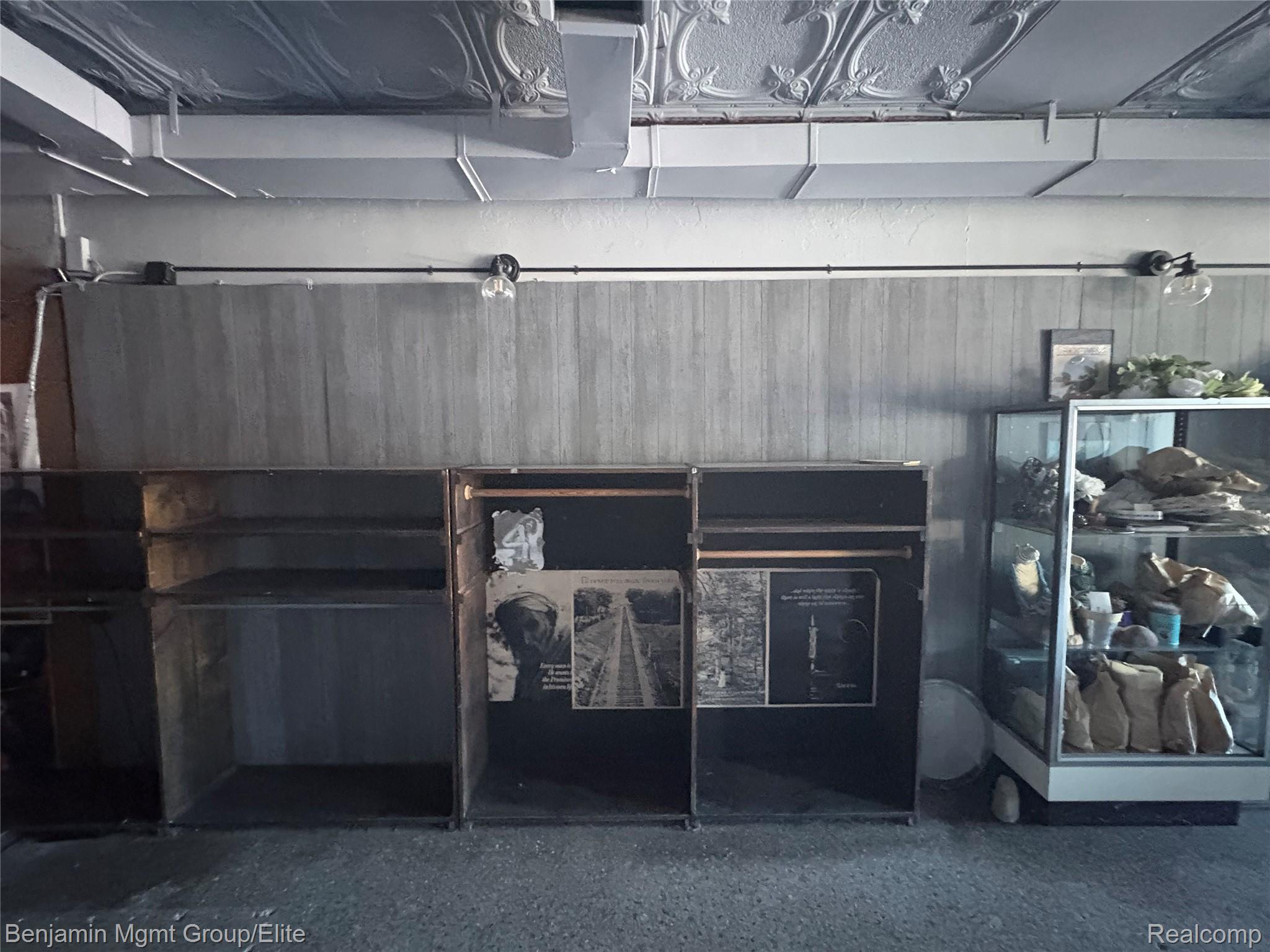 24953 Gratiot Avenue Property Photo 11