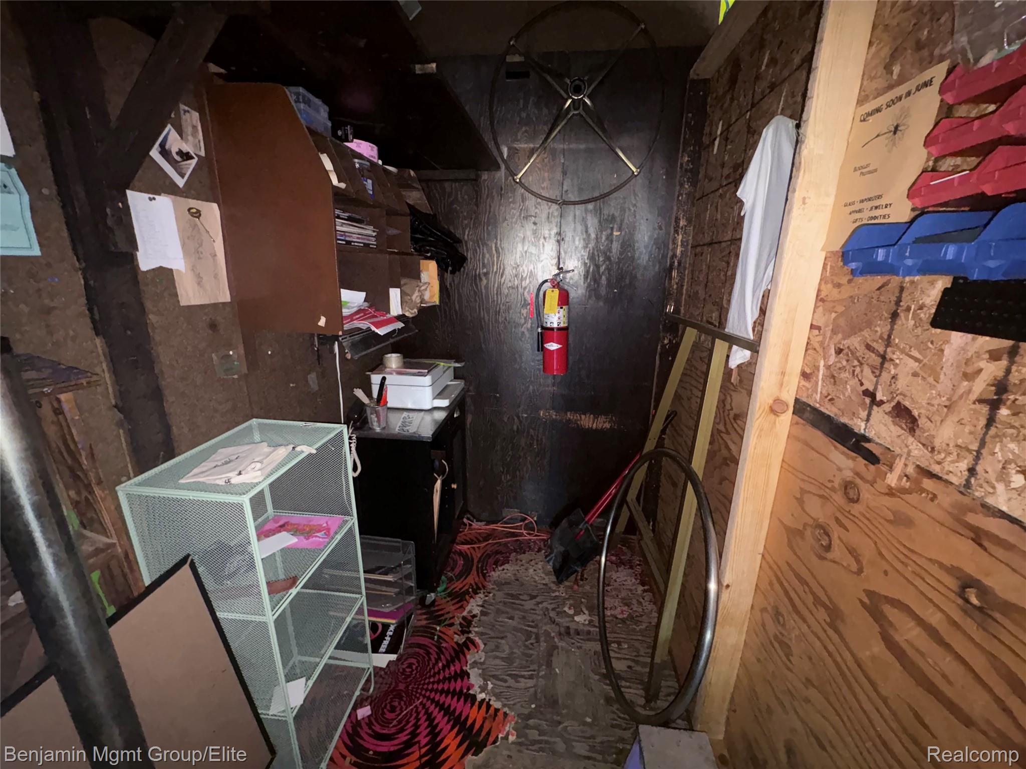24953 Gratiot Avenue Property Photo 15