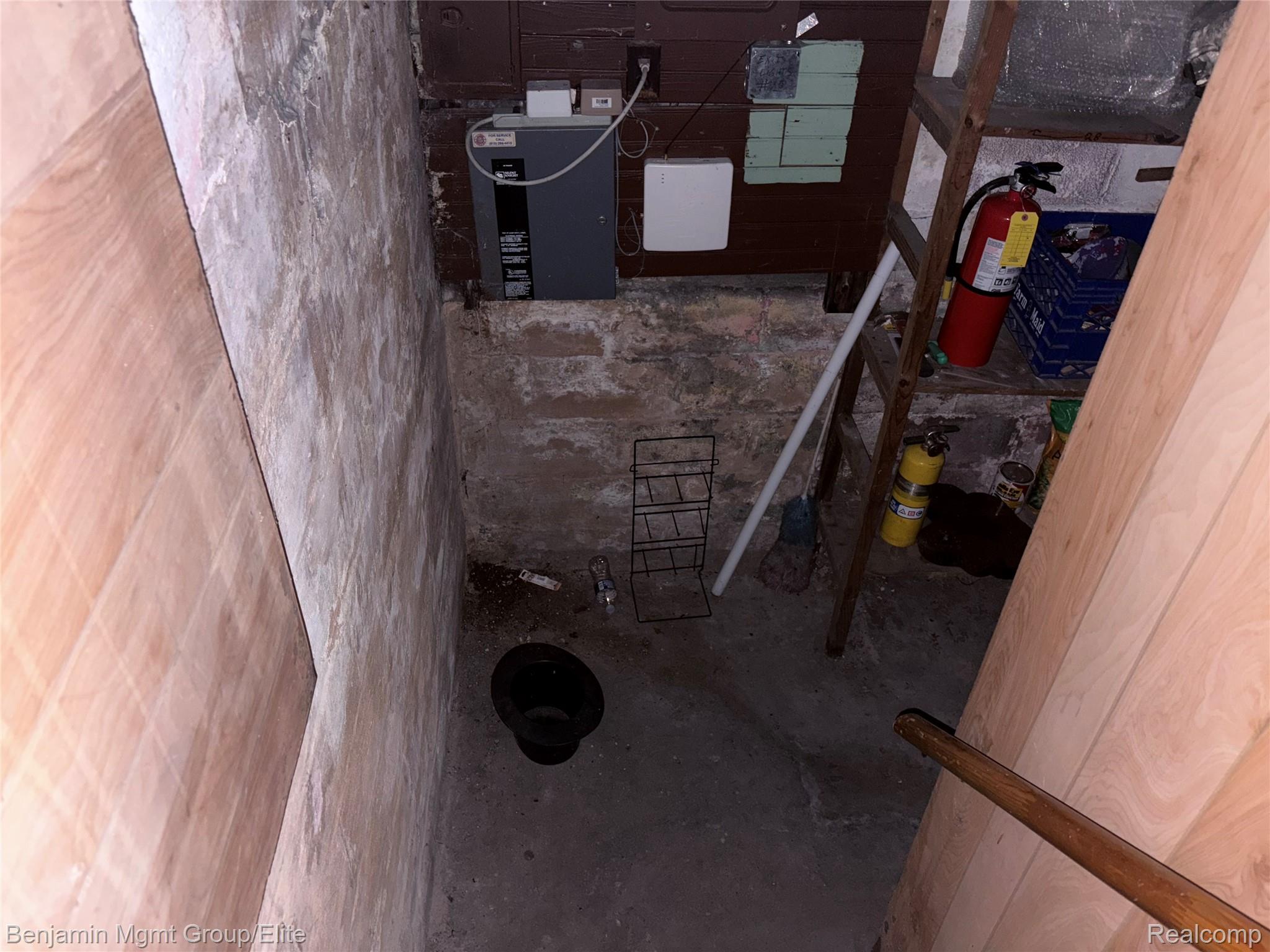 24953 Gratiot Avenue Property Photo 18