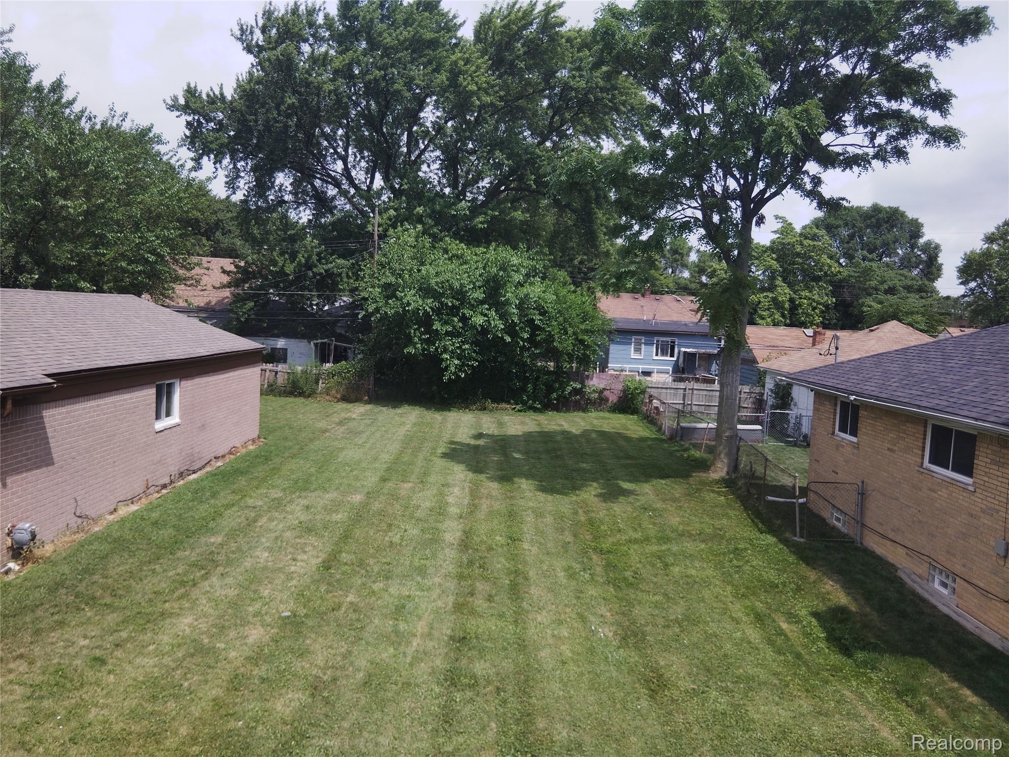 8275 Cadillac Avenue Property Photo 1
