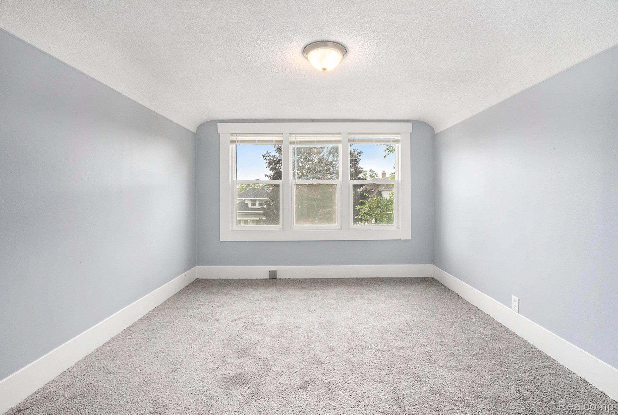 22497 Boulder Avenue Property Photo 20