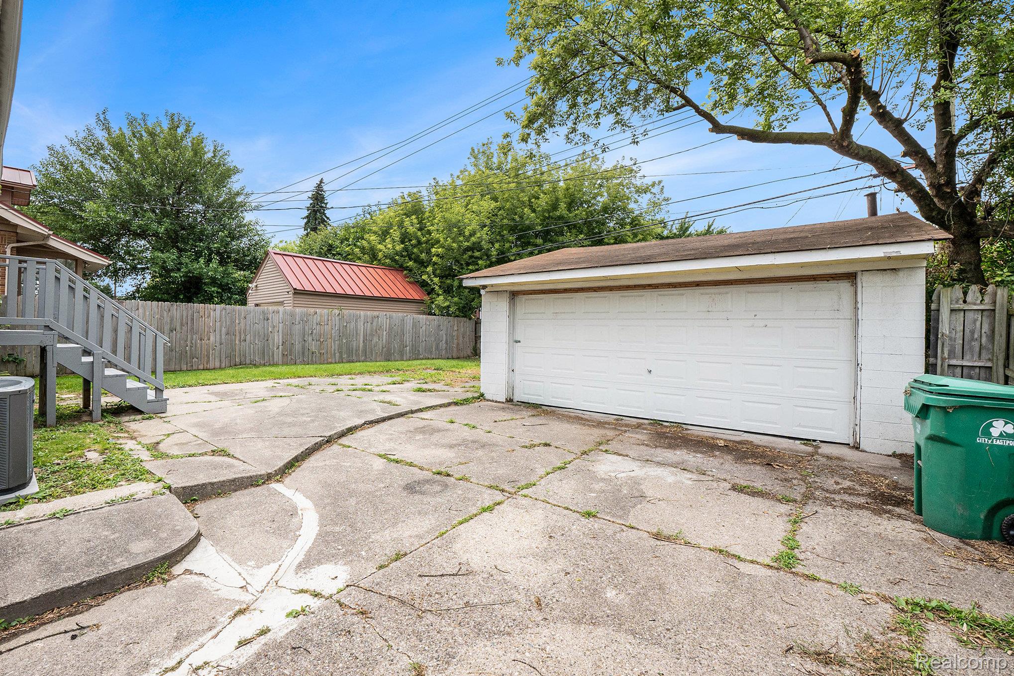 22497 Boulder Avenue Property Photo 26