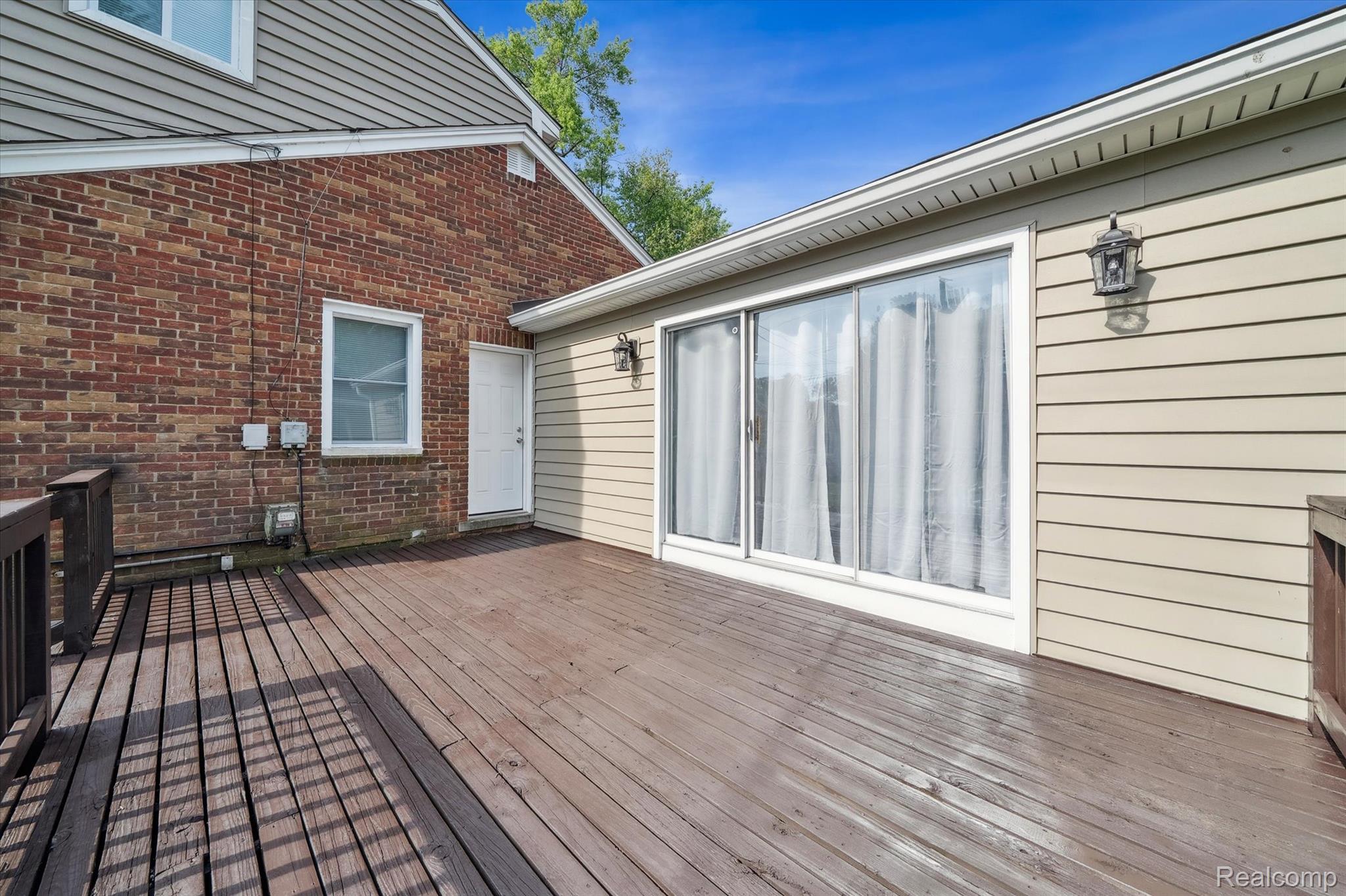 18902 Westmore Street Property Photo 25