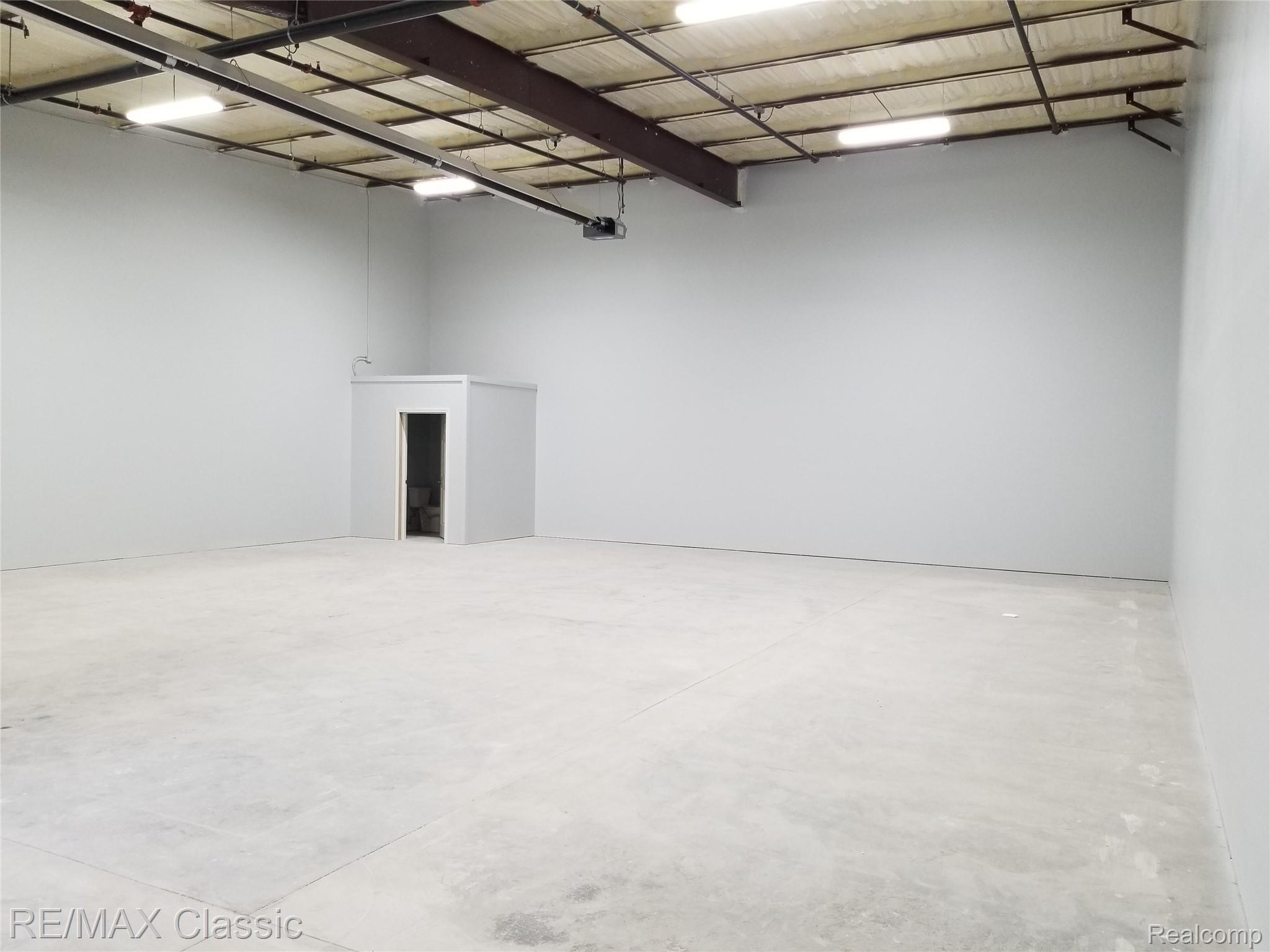 1303 Enterprise Drive Property Photo 10