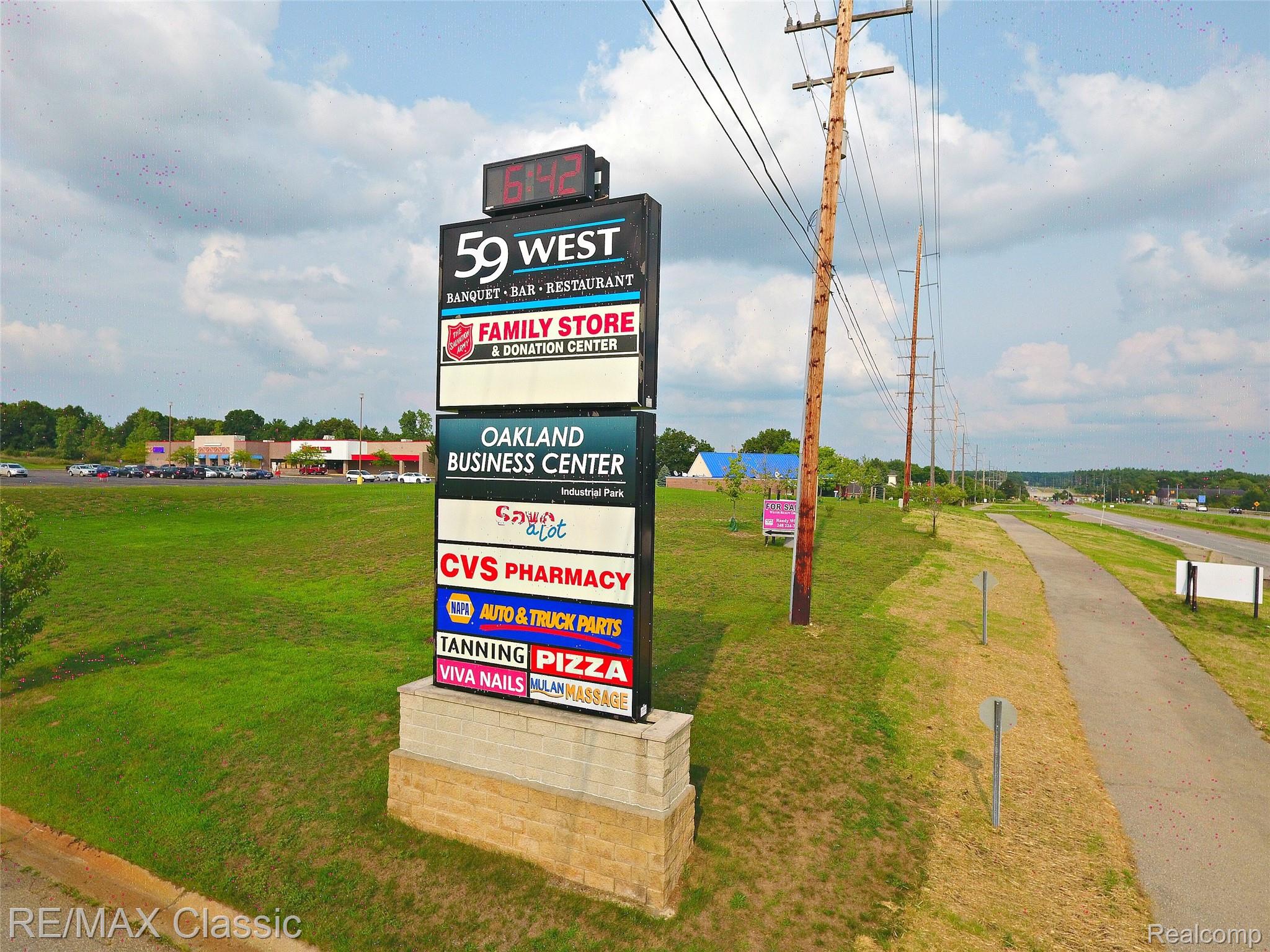 1303 Enterprise Drive Property Photo 13