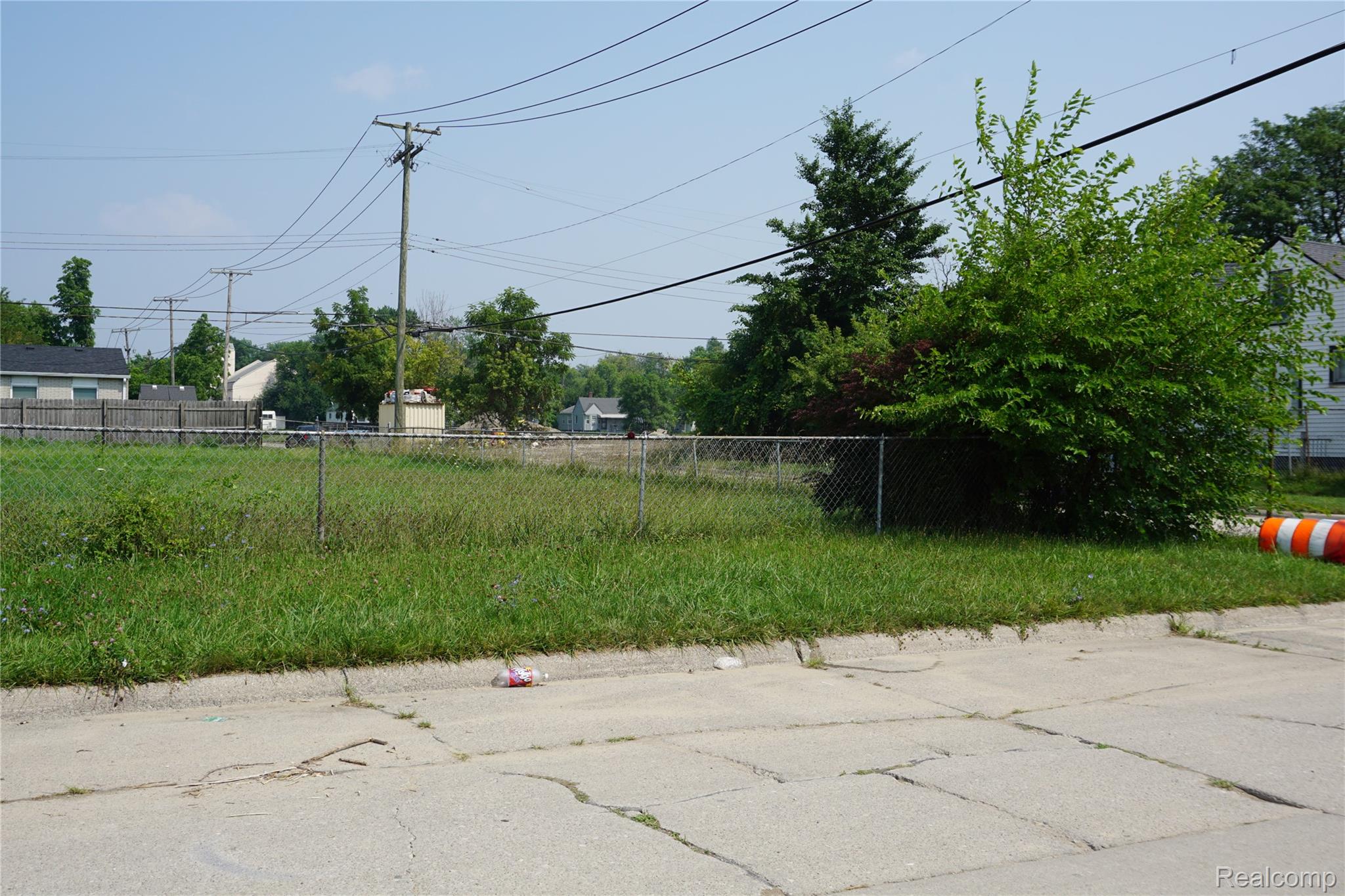 Vacant Spruce Street Property Photo 3
