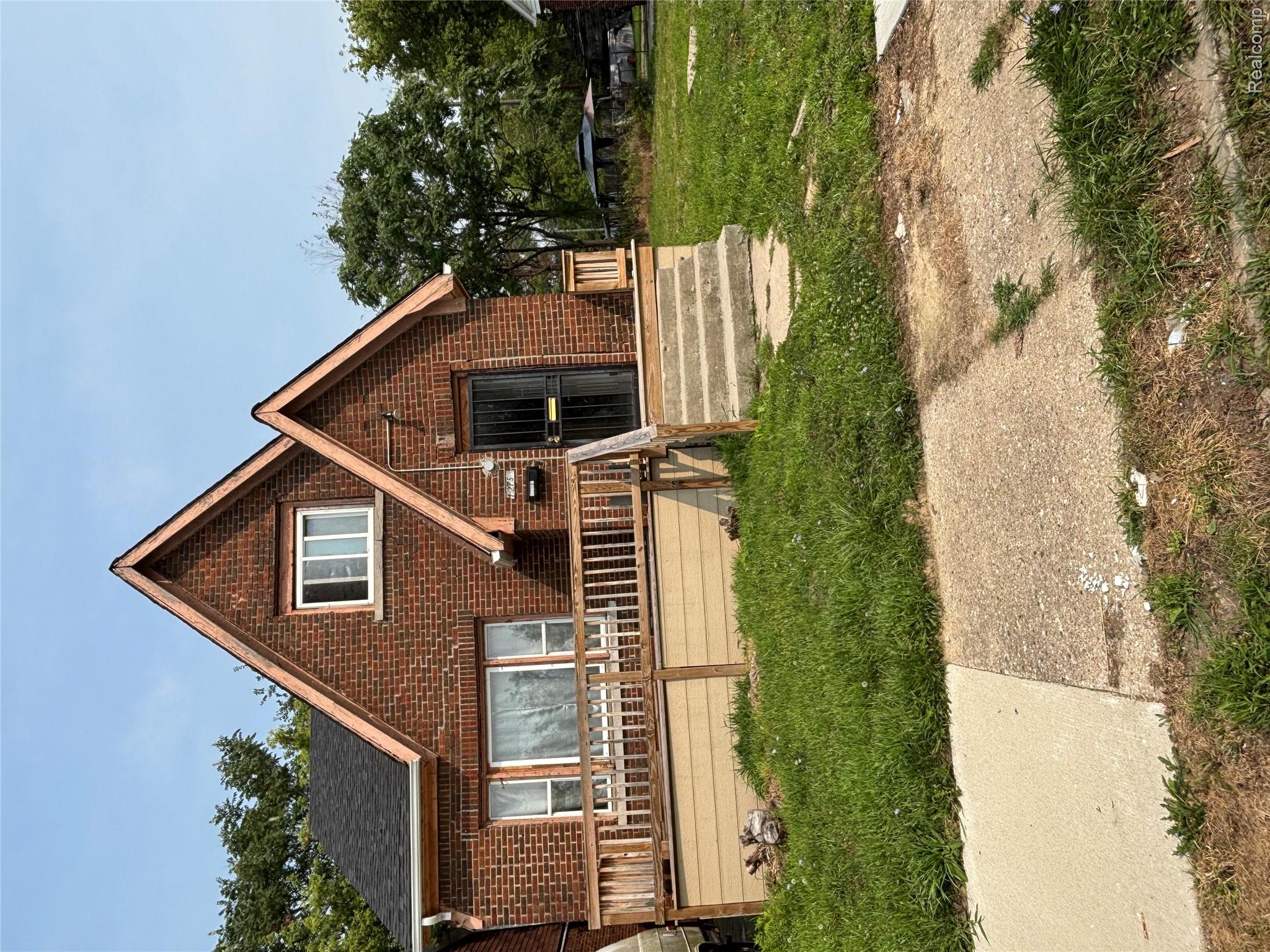 12757 Hampshire Street Property Photo 1