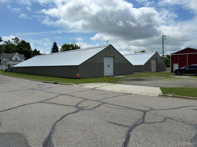 350 N Jackson Street Property Photo 1