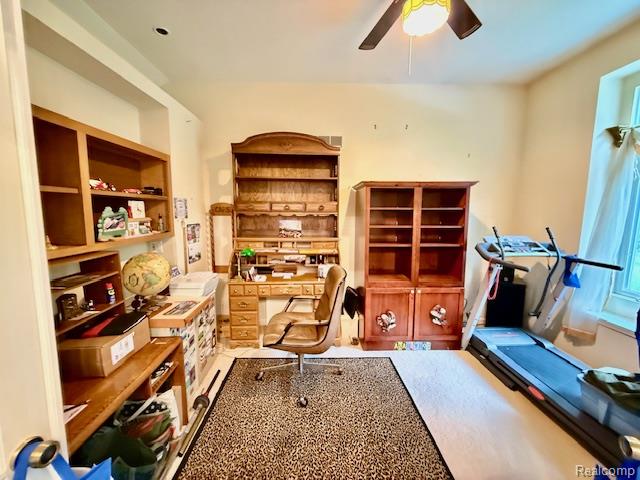 889 Cronkite Drive Property Photo 13