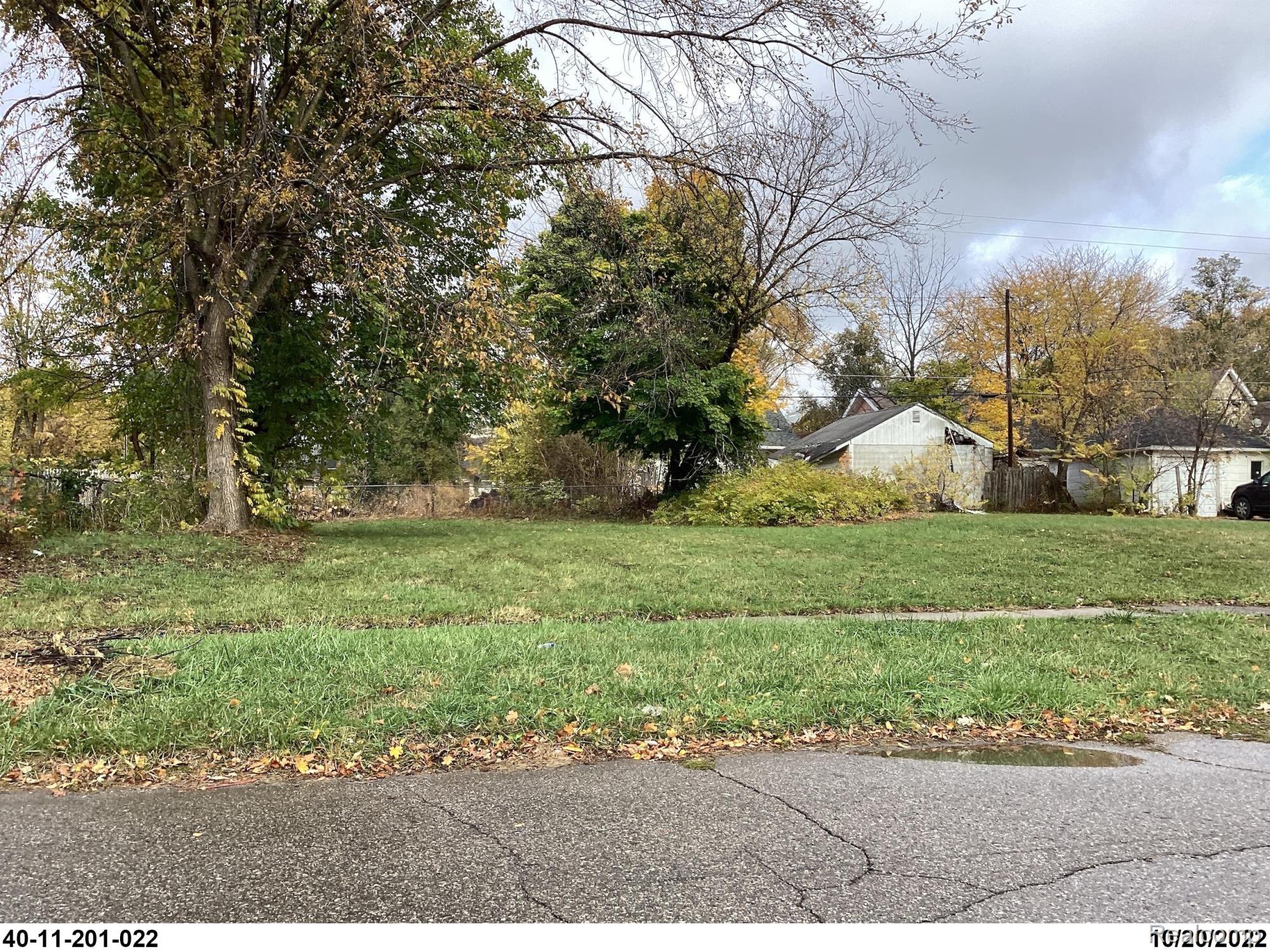2424 Begole Street Property Photo 1