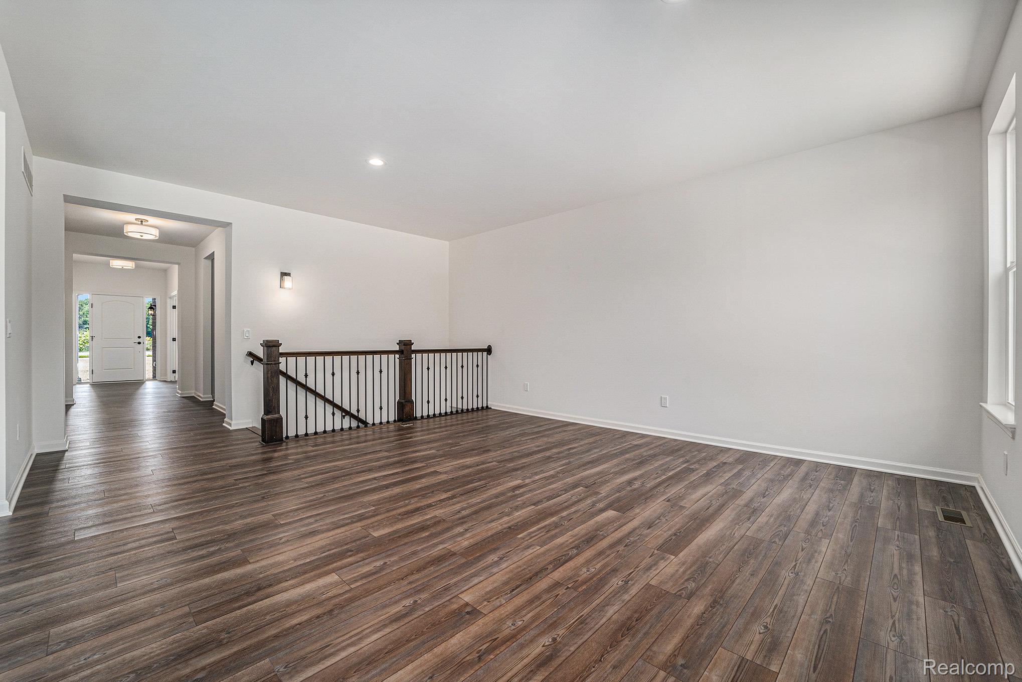 71714 Hidden River Drive Property Photo 5