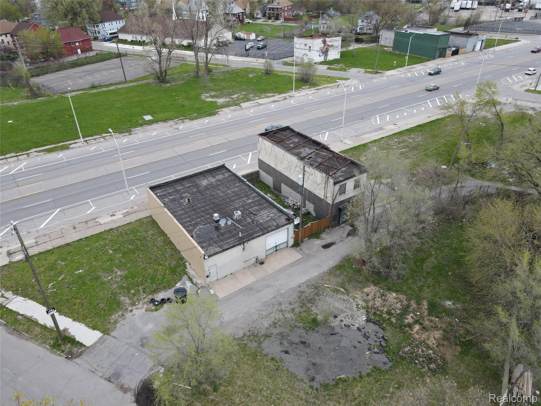 3420 Goldner Street Property Photo 4