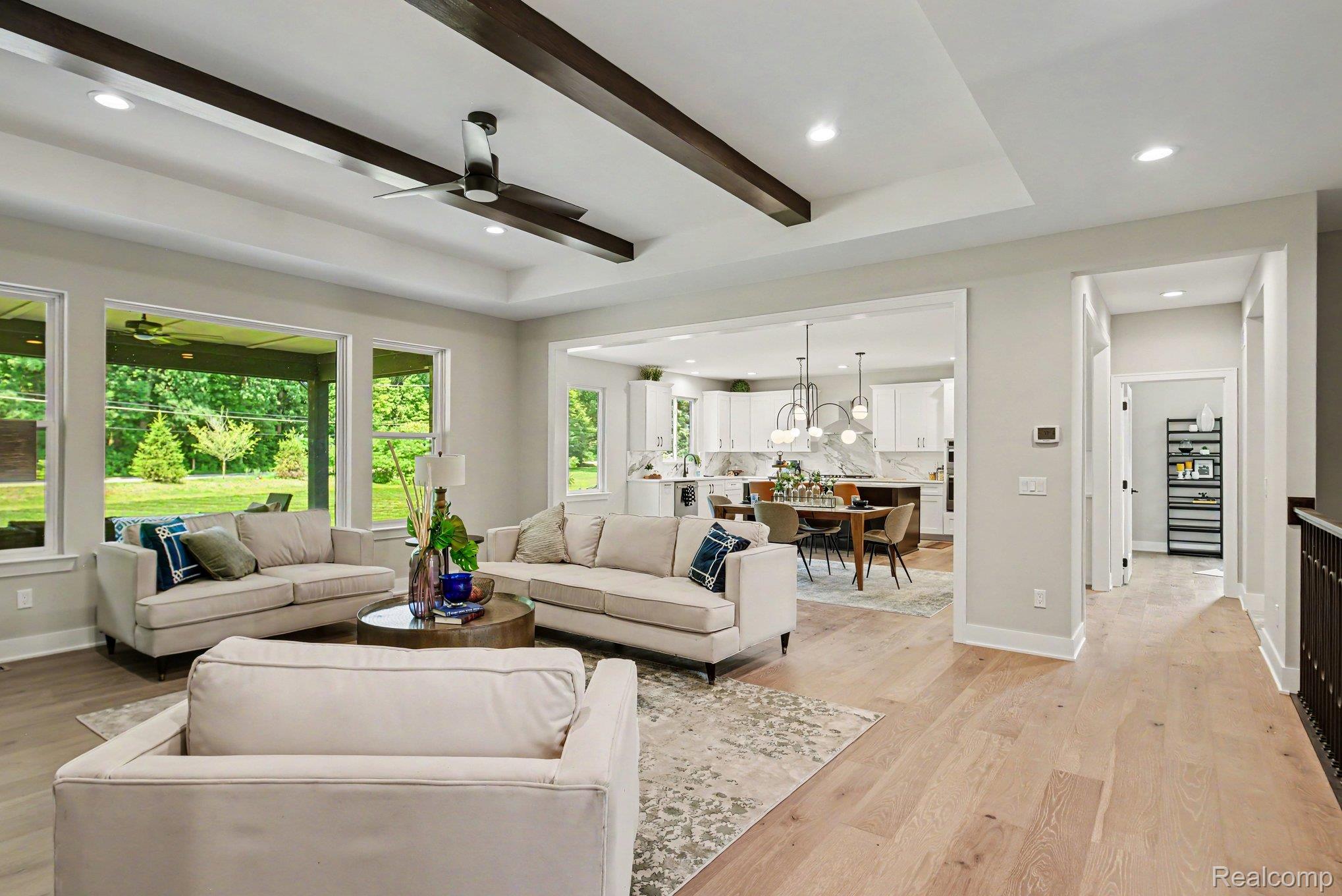 56211 Stone Falcon Drive Property Photo 9