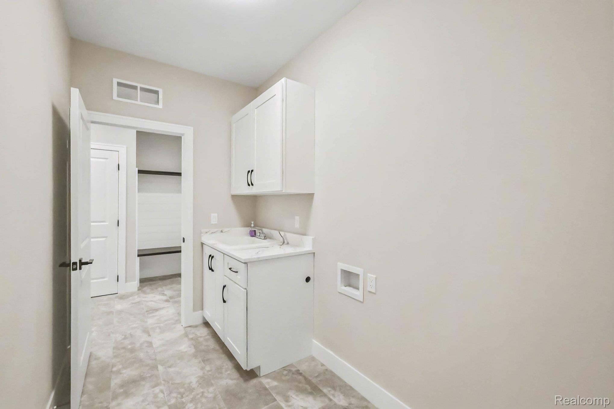 56211 Stone Falcon Drive Property Photo 27