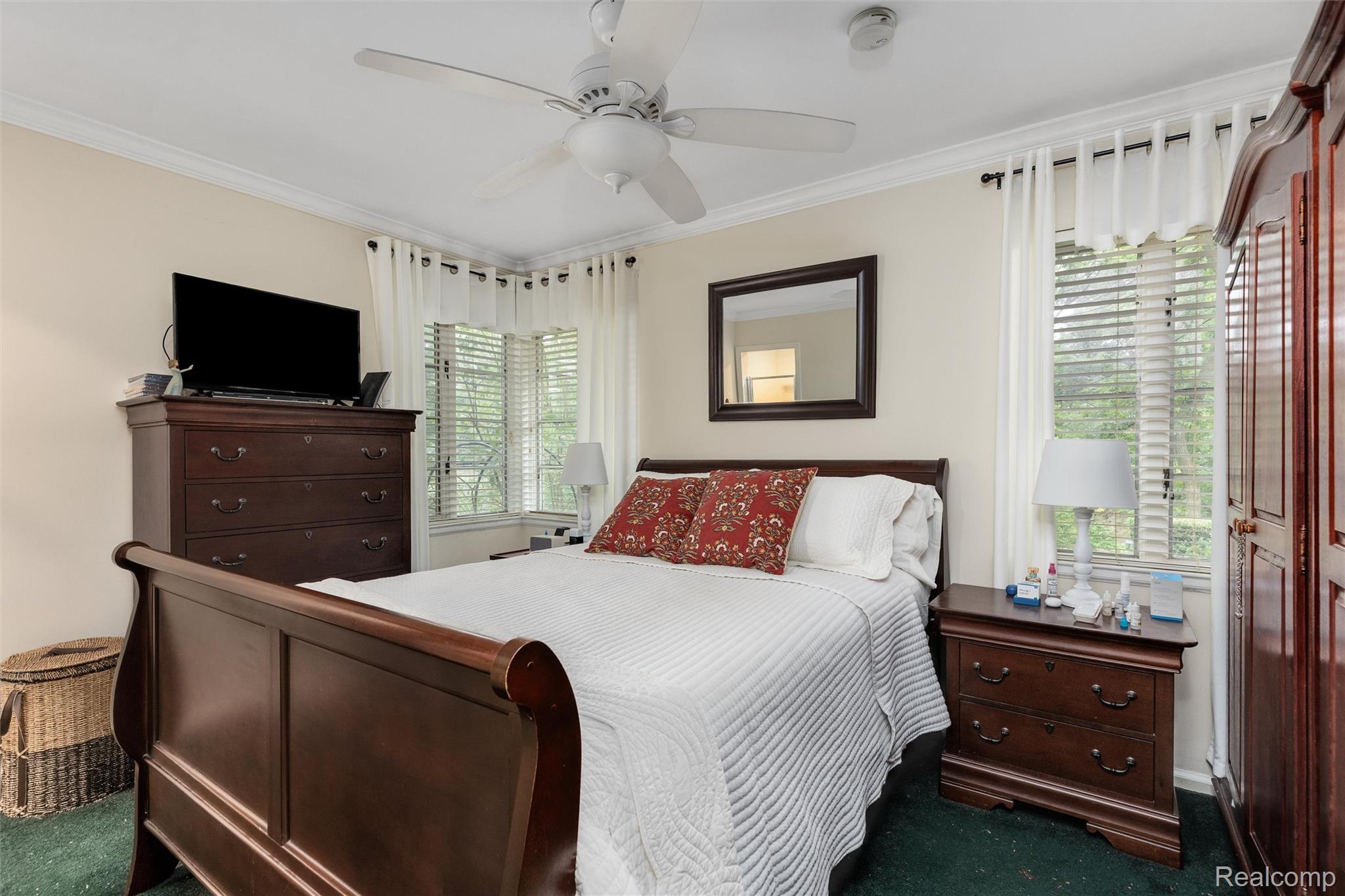 21071 Thorofare Road Property Photo 7