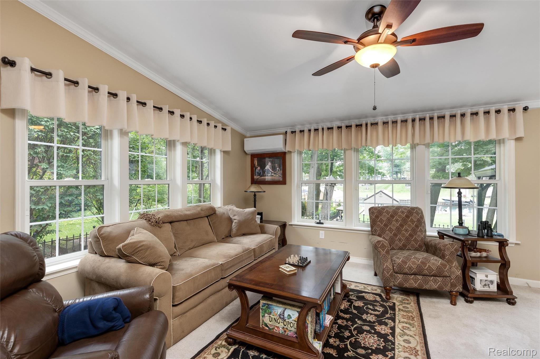 21071 Thorofare Road Property Photo 12