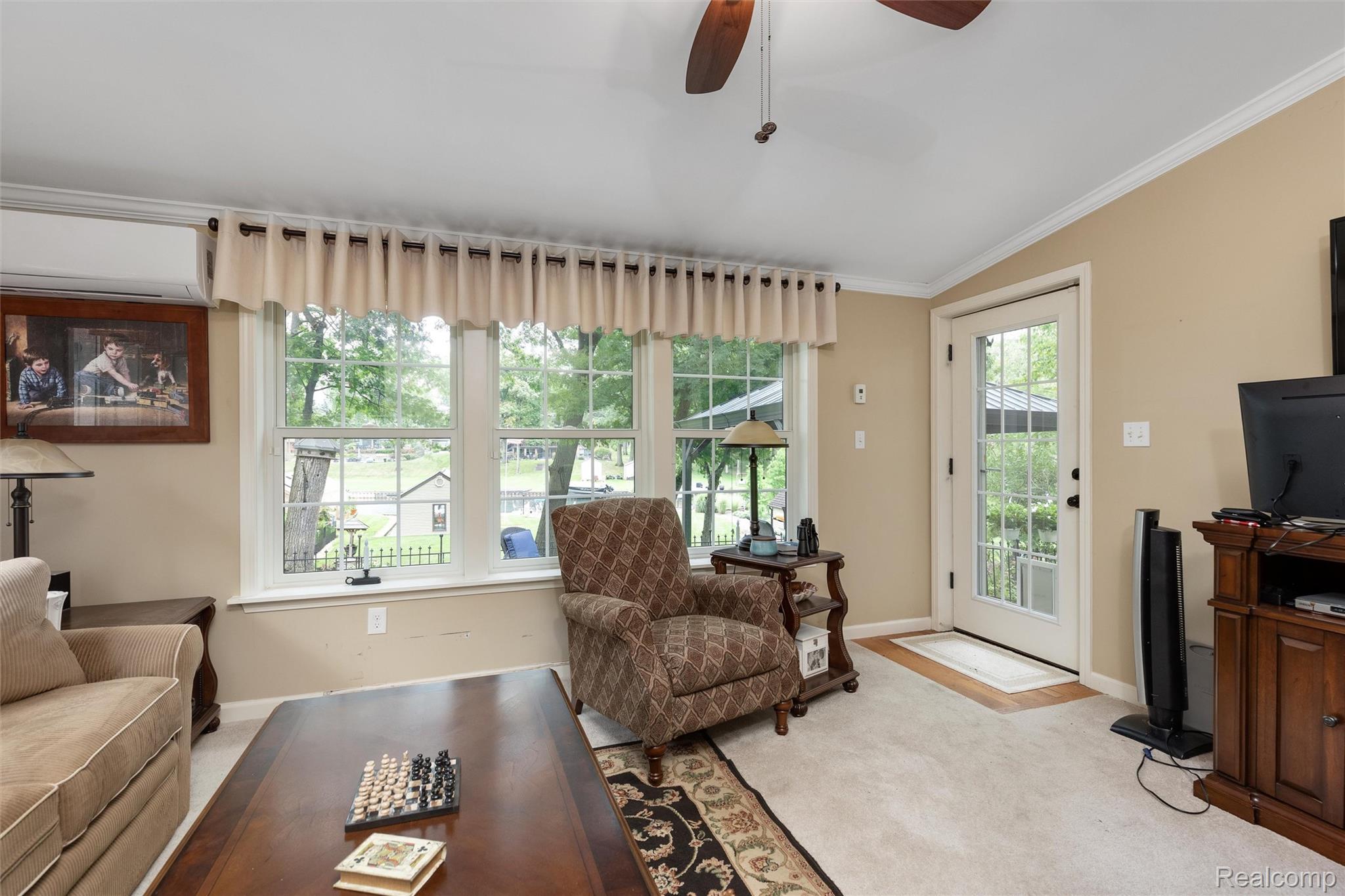 21071 Thorofare Road Property Photo 13