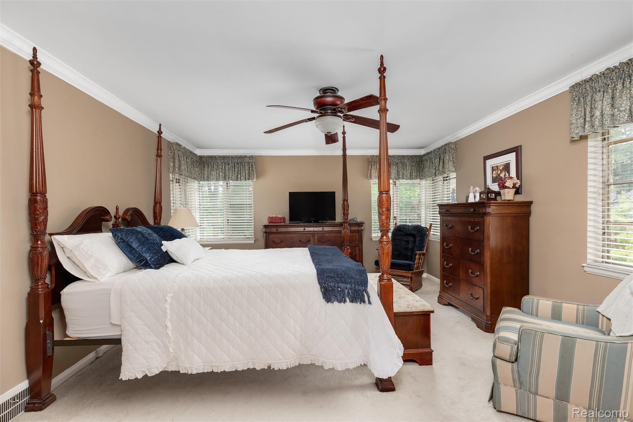 21071 Thorofare Road Property Photo 17