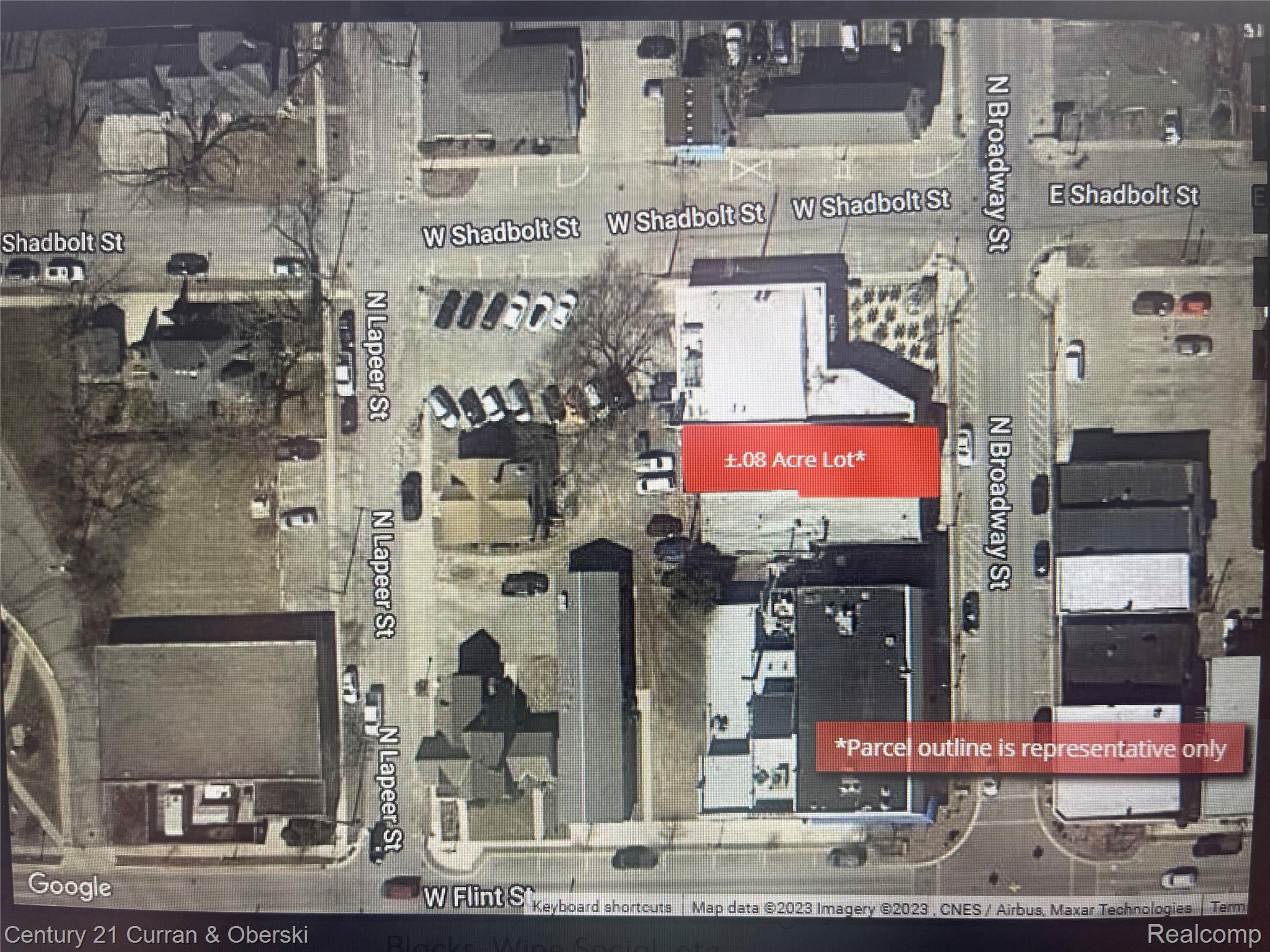 35 N Broadway Street Property Photo 5