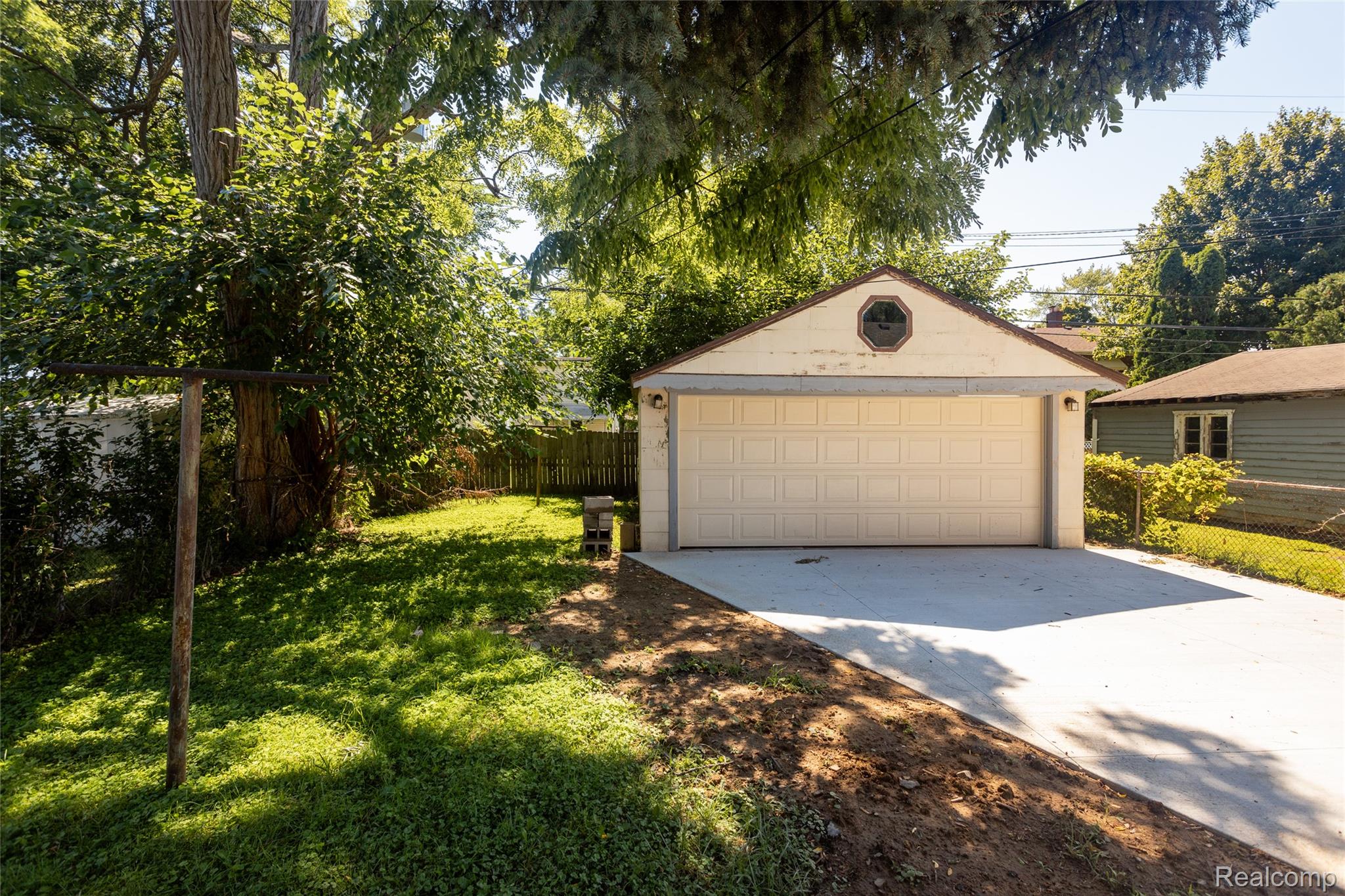 17214 Hanna Street Property Photo 9