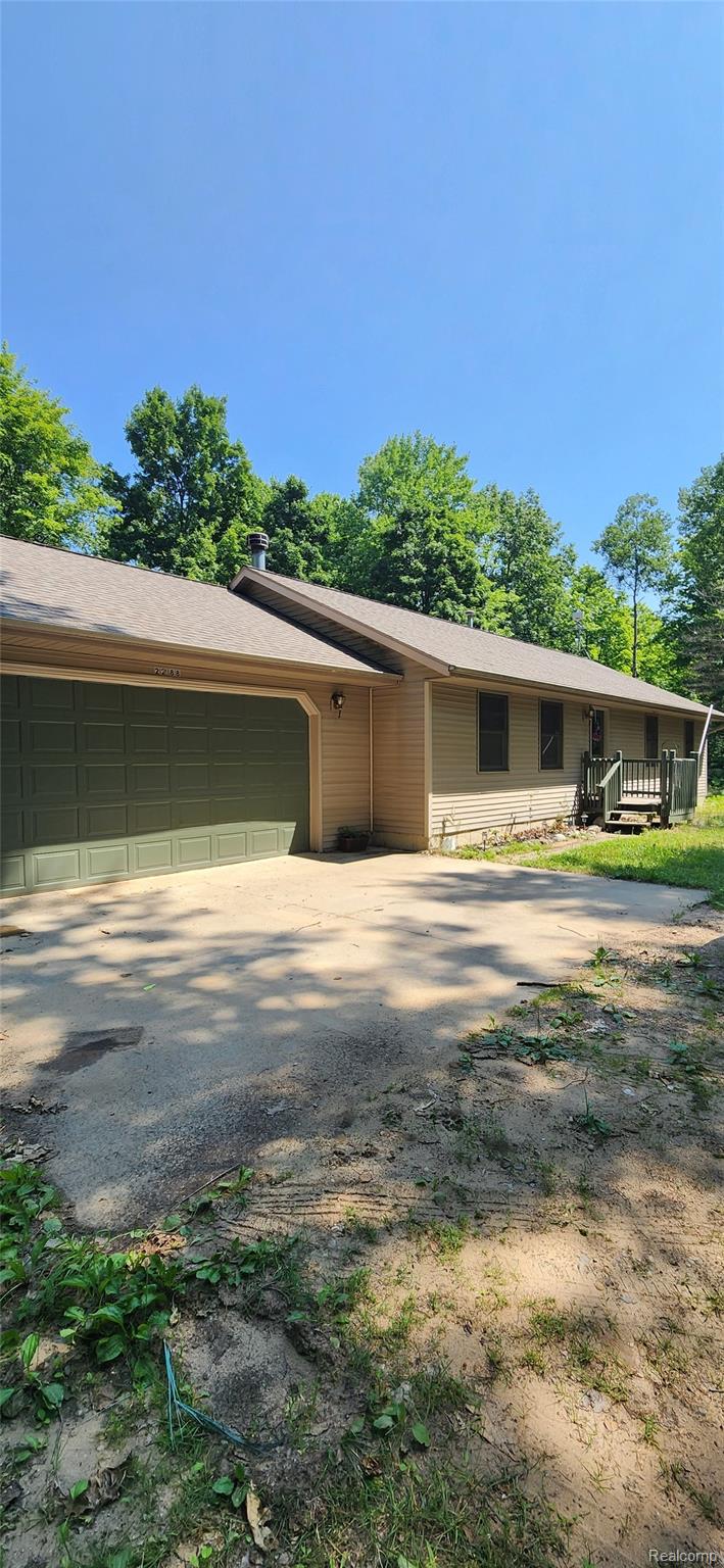 2288 Nimrod Road Property Photo 1