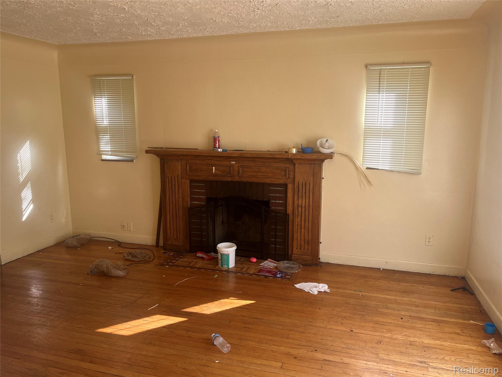 11233 Engleside Street Property Photo 4