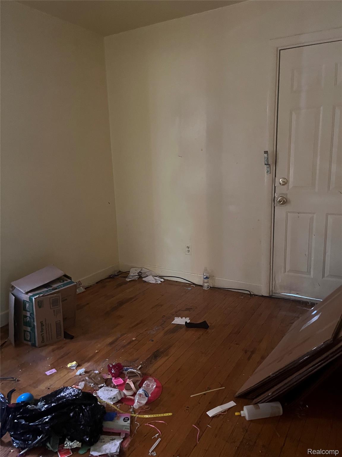 11233 Engleside Street Property Photo 8
